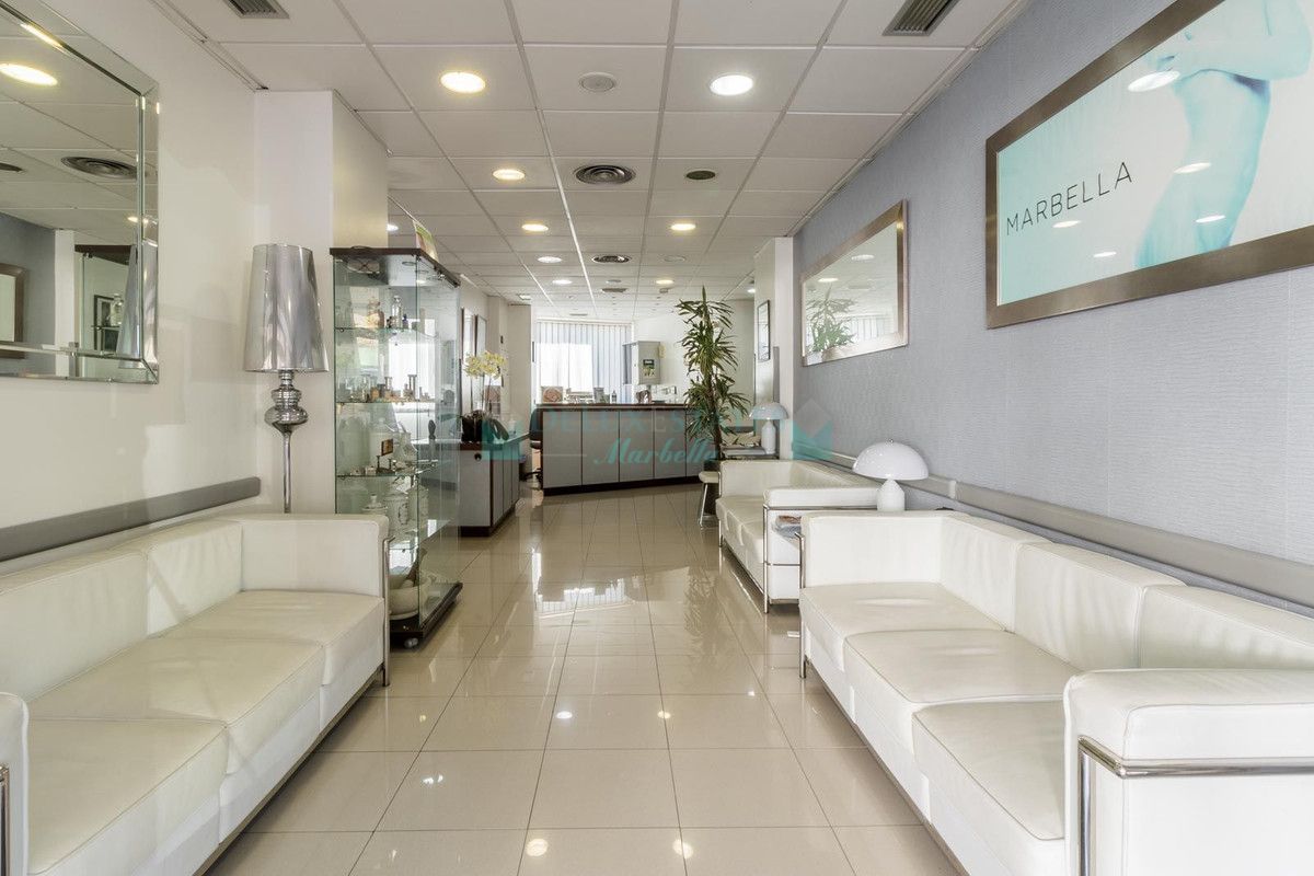 Business for sale in Nueva Andalucia