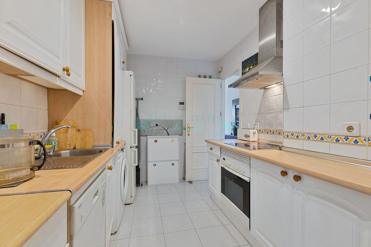 Ground Floor Apartment for sale in Bel Air, Estepona