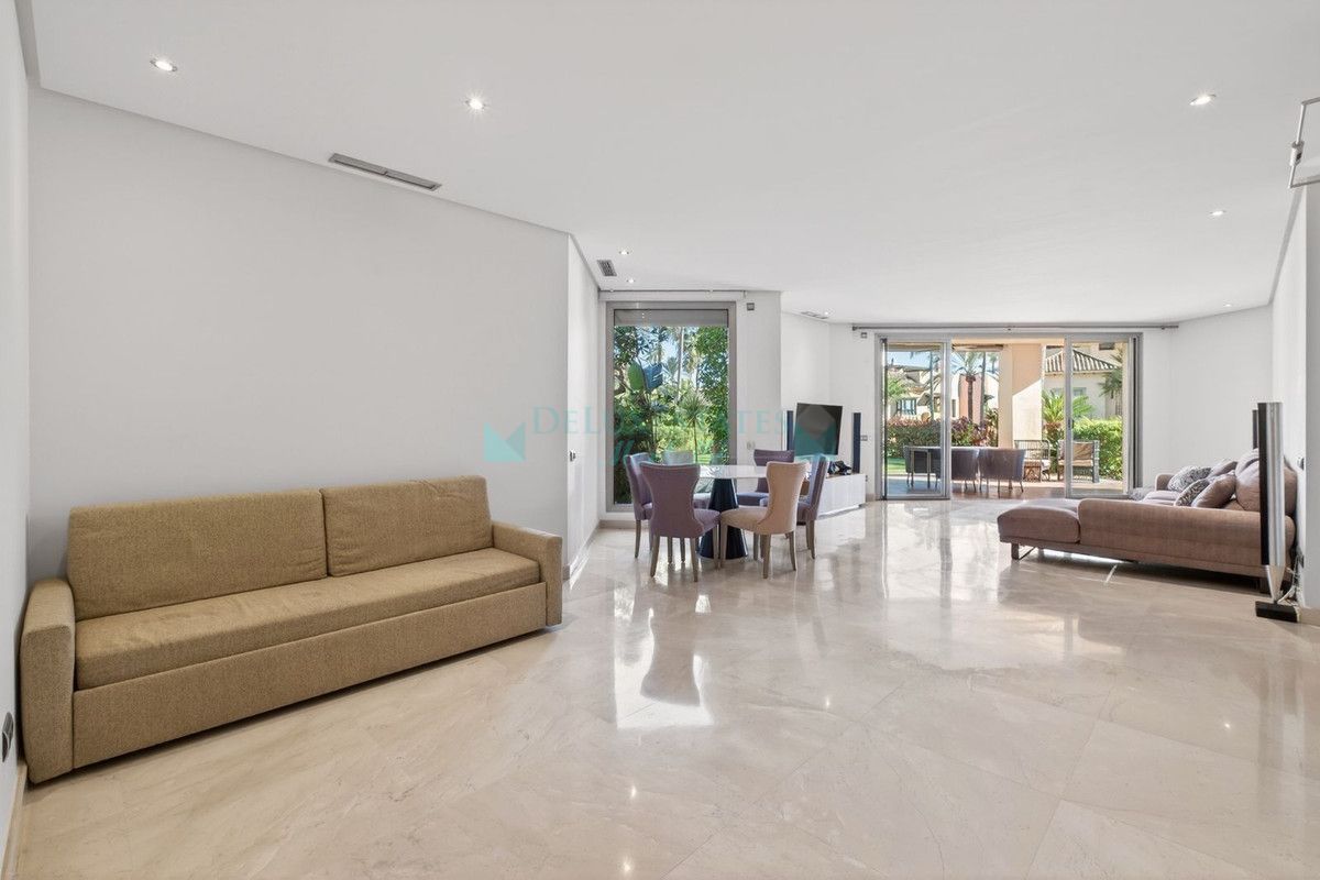 Ground Floor Apartment for sale in Marbella