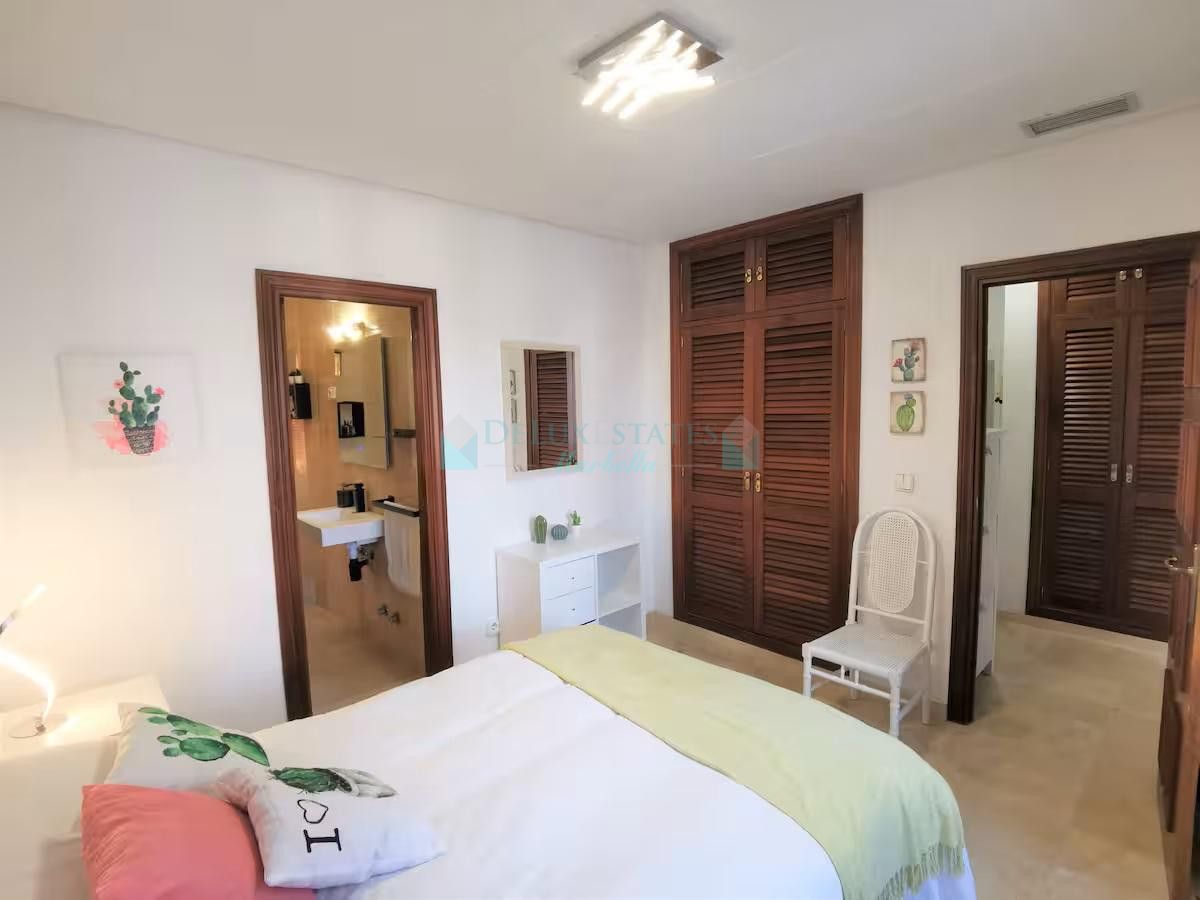 Apartment for sale in Nueva Andalucia