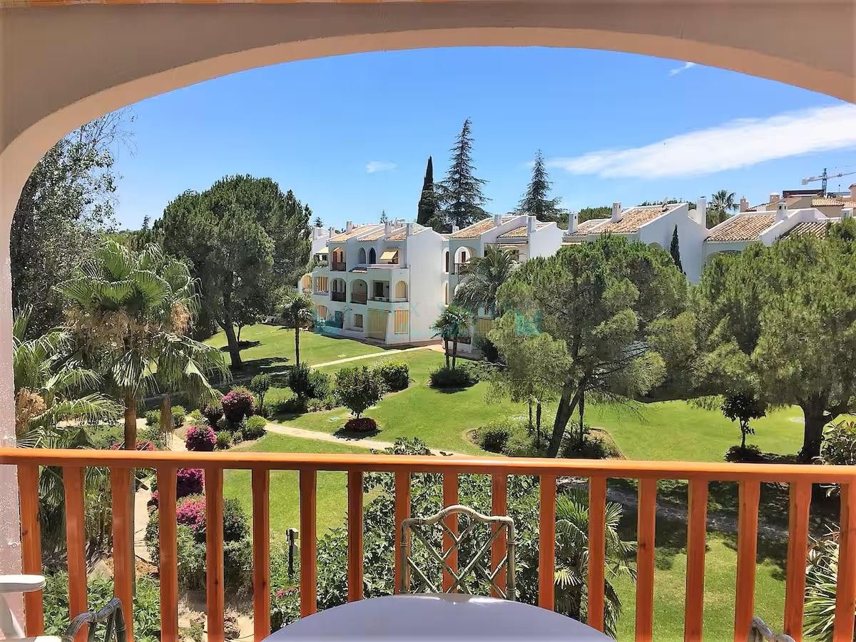 Apartment for sale in Nueva Andalucia