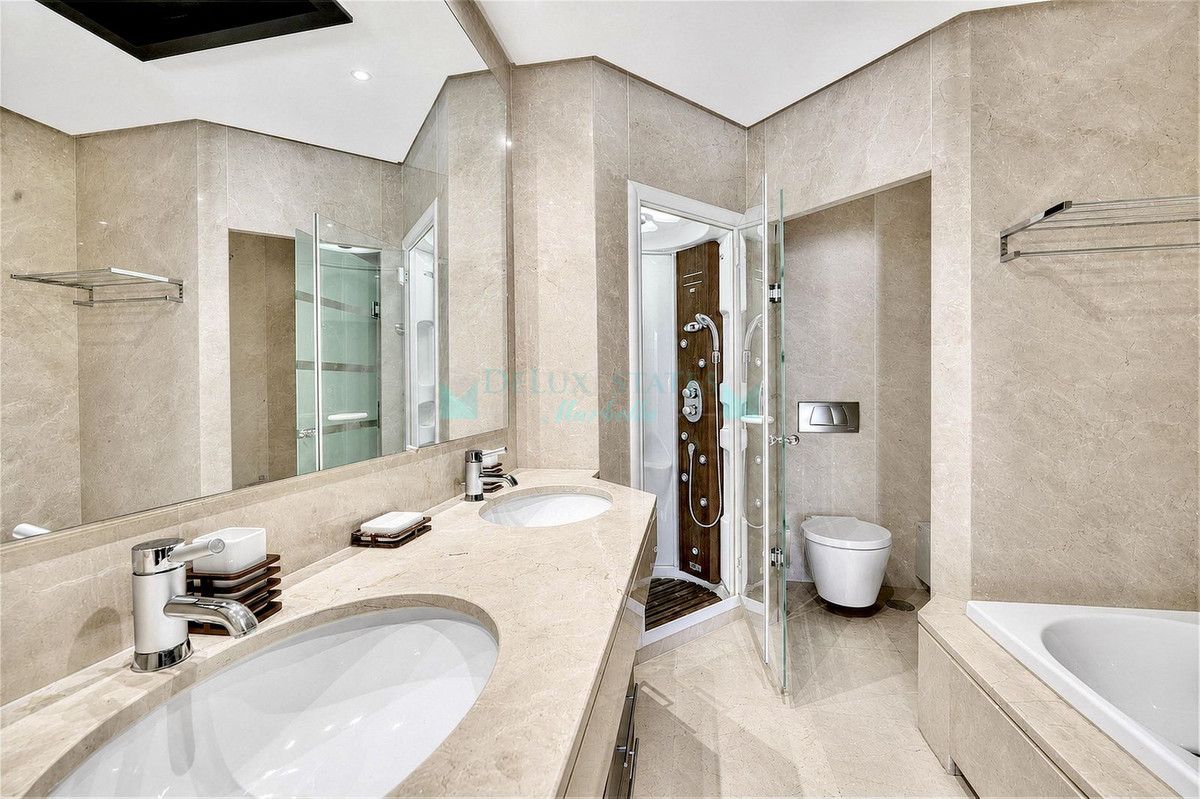 Ático en venta en Marbella - Puerto Banus