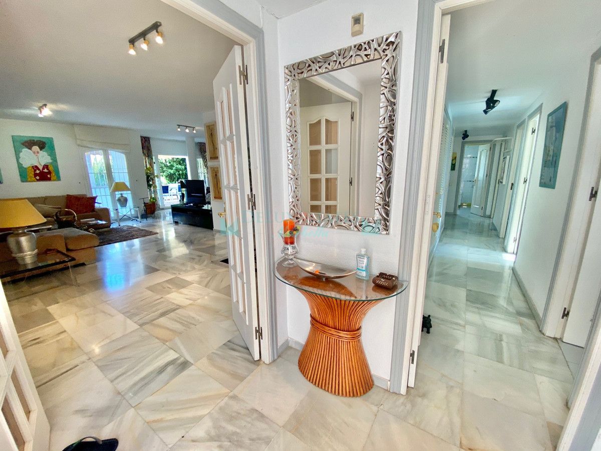 Apartment for sale in Nagüeles, Marbella Golden Mile