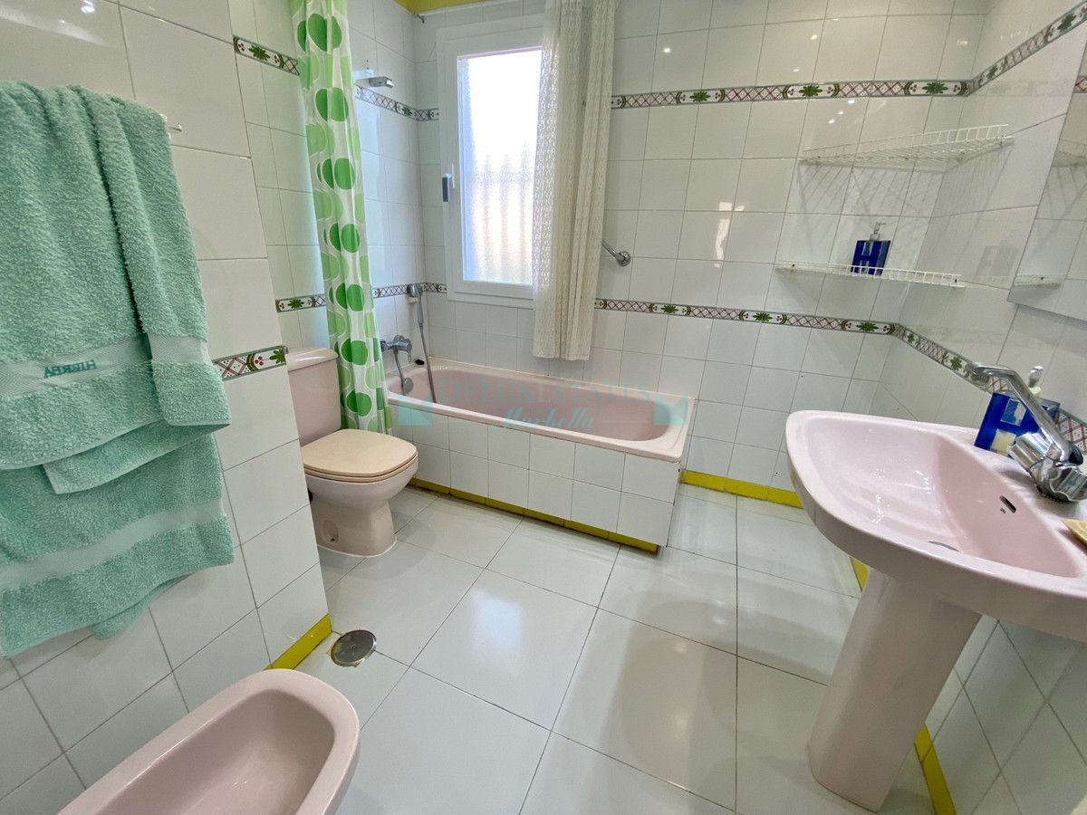 Apartment for sale in Nagüeles, Marbella Golden Mile