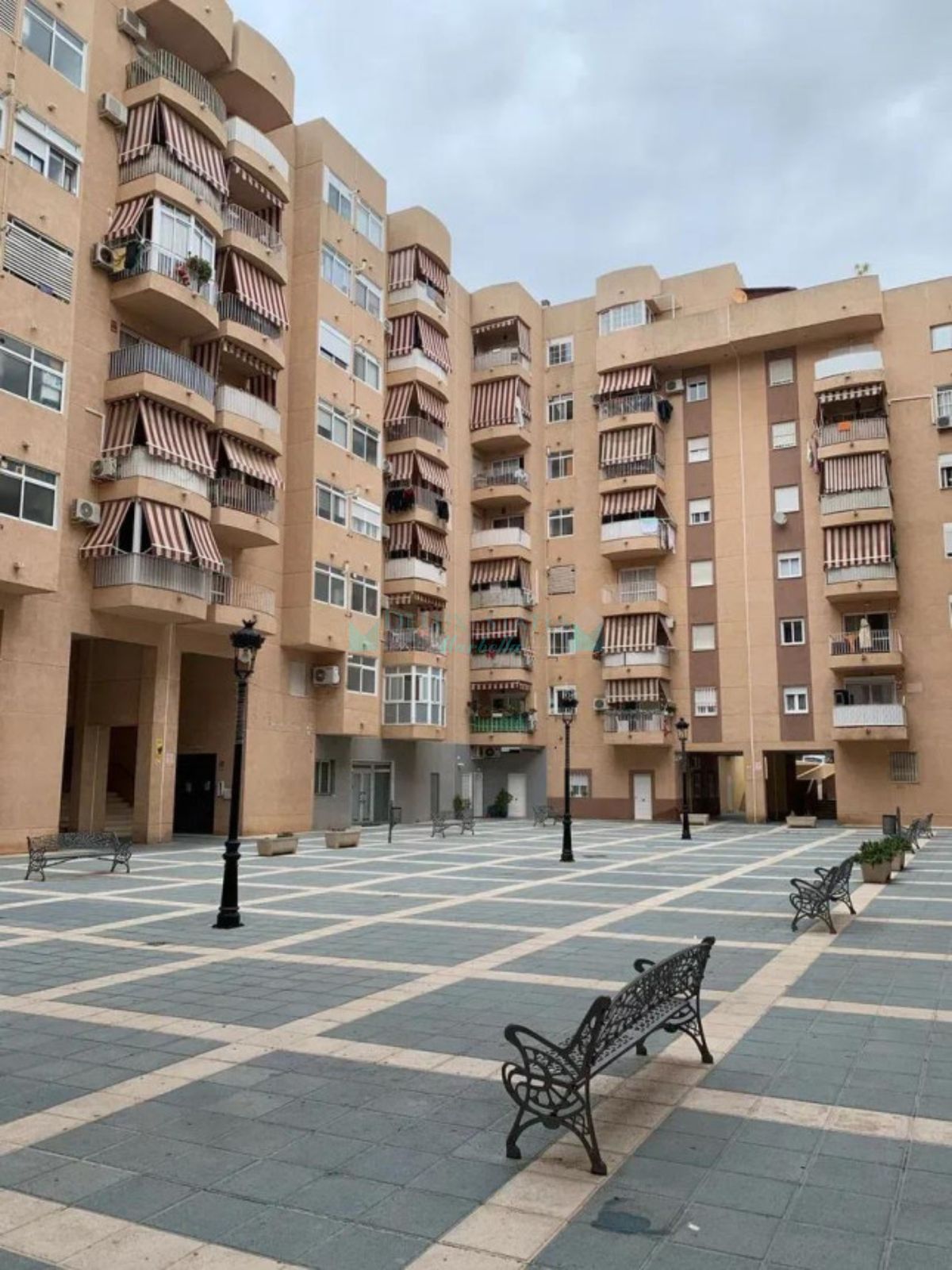 Apartamento en venta en Estepona
