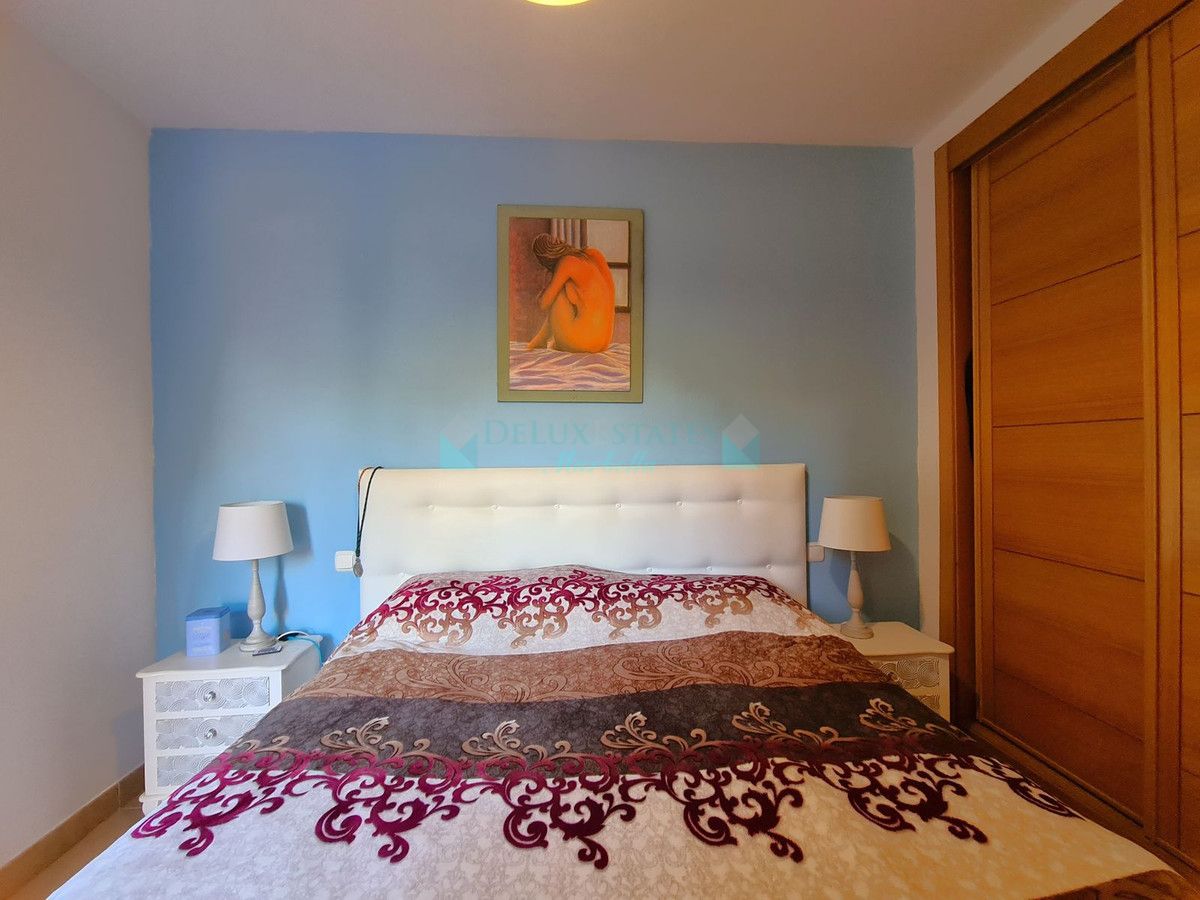 Apartamento en venta en Estepona