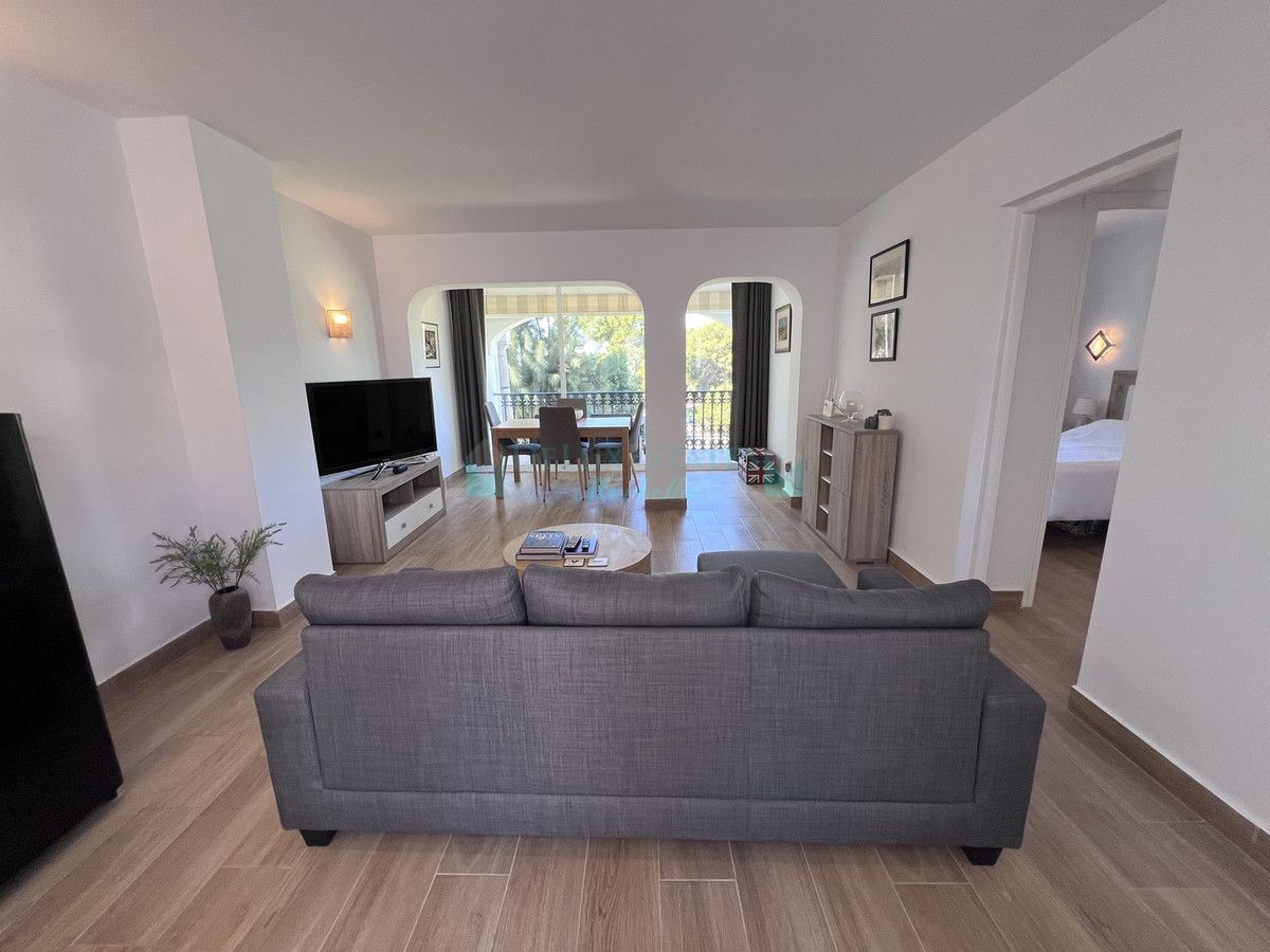 Penthouse for sale in El Paraiso, Estepona