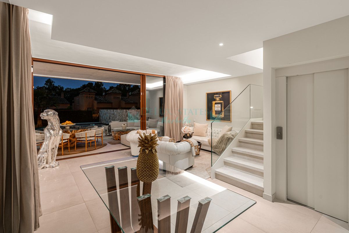 Villa Pareada en alquiler en Marbella Golden Mile