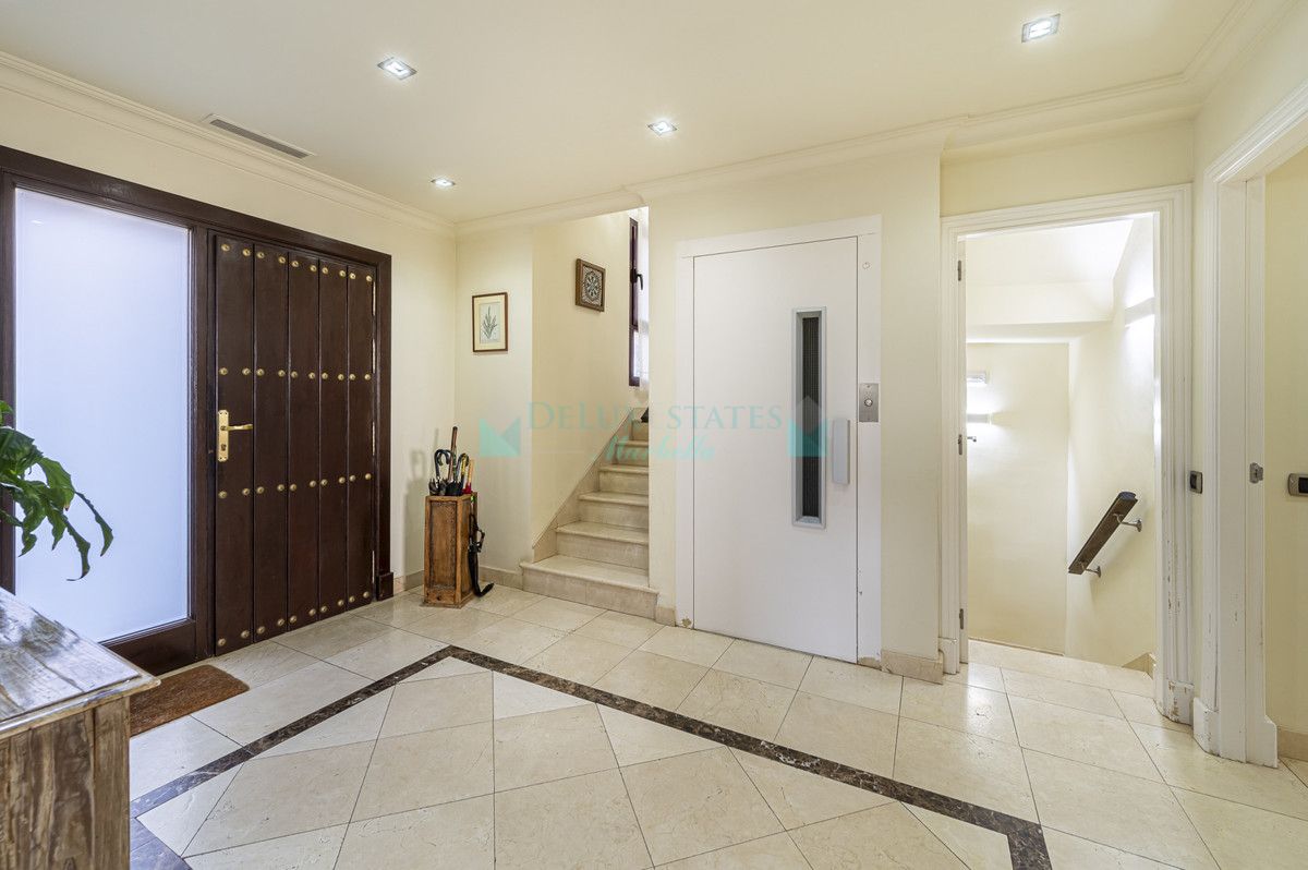 Adosado en venta en Marbella Golden Mile