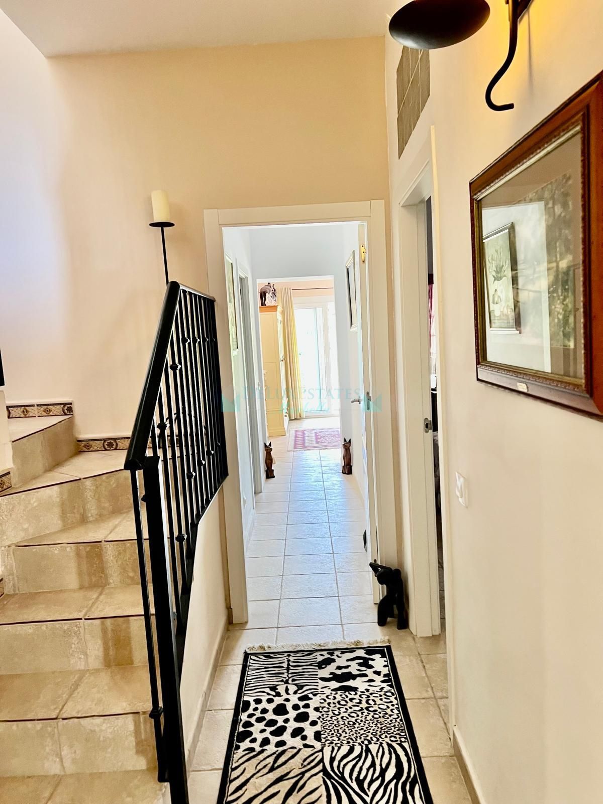 Town House for sale in Estepona