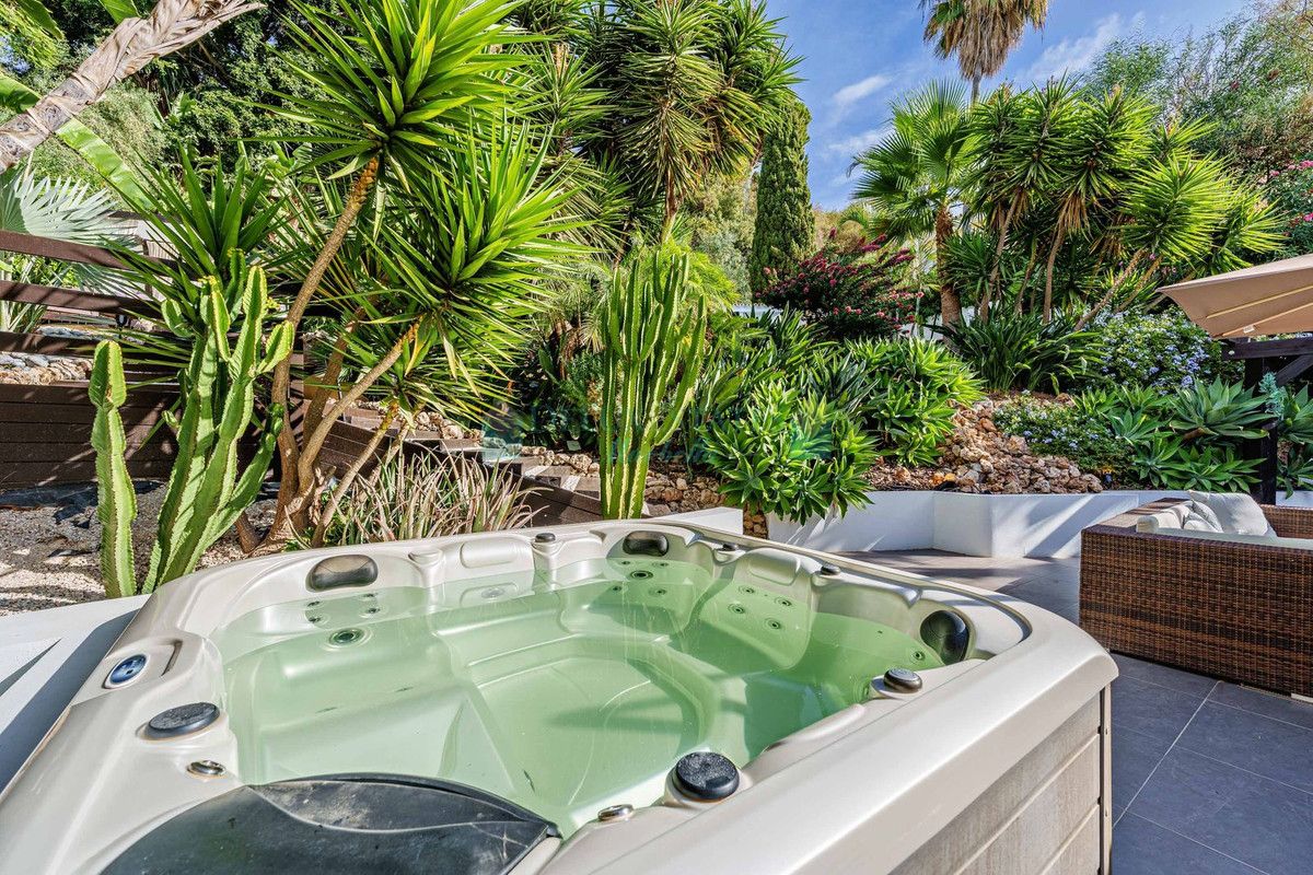 Villa for sale in Marbella