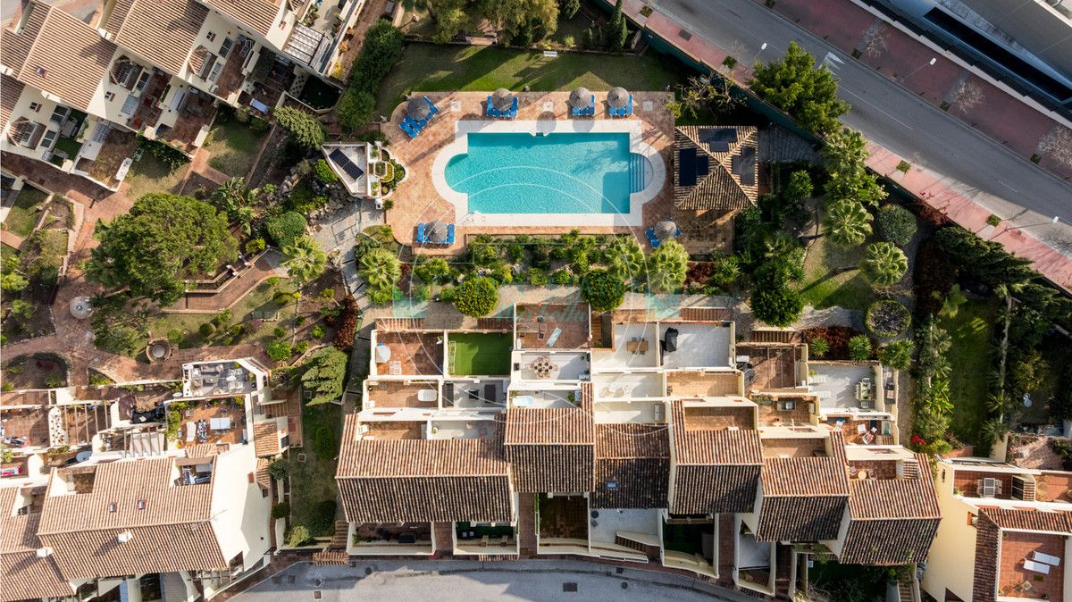 Town House for sale in Marbella