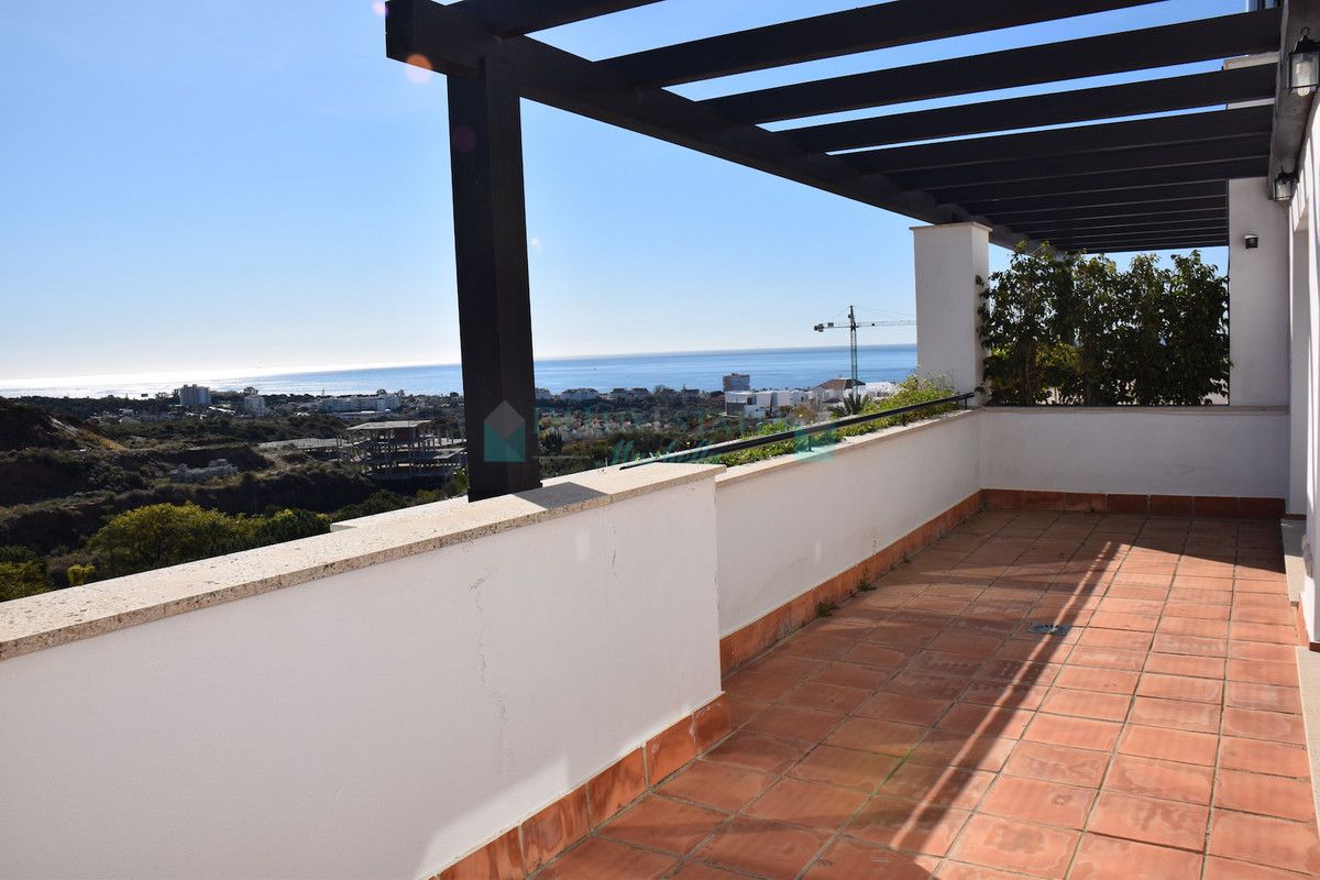 Villa Pareada en venta en Santa Clara, Marbella Este