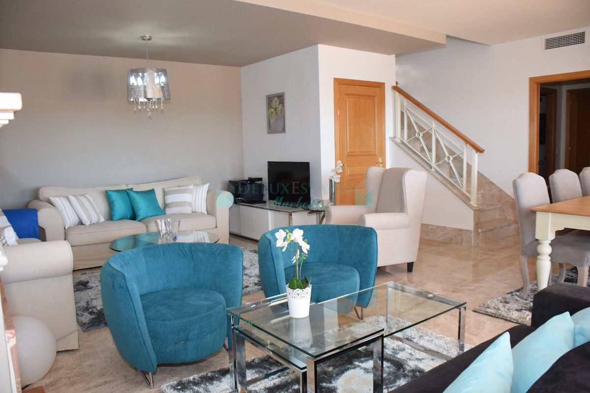 Villa Pareada en venta en Santa Clara, Marbella Este