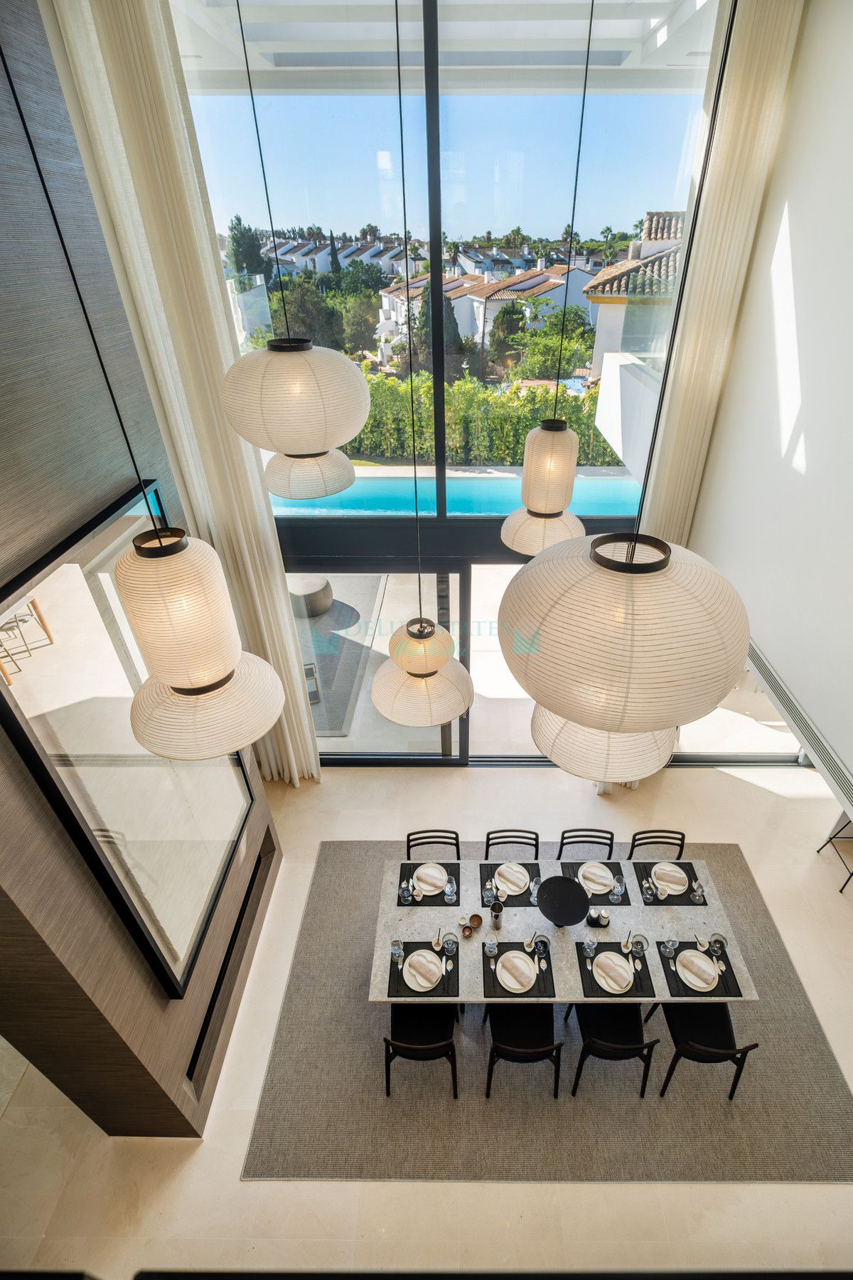 Villa for sale in Estepona