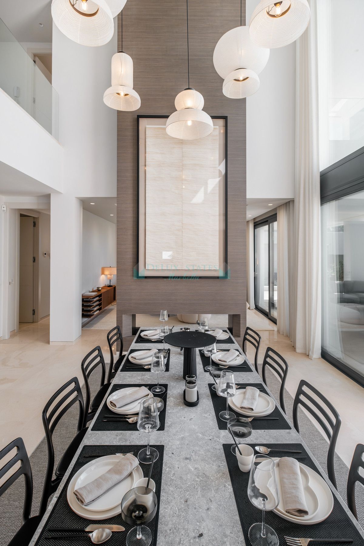 Villa for sale in Estepona