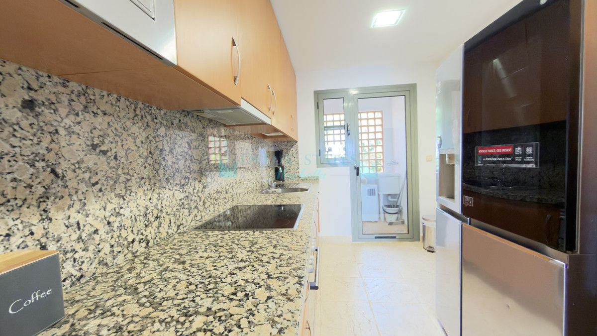 Apartment for rent in Estepona