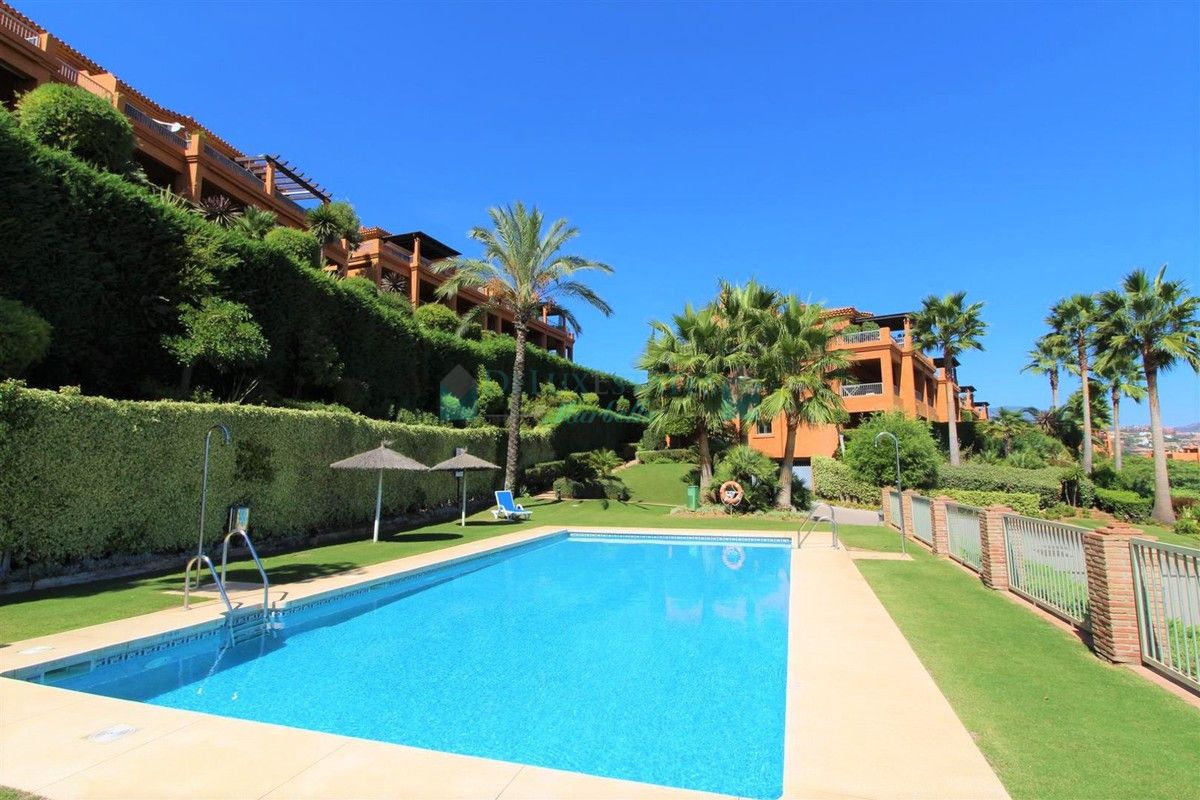Apartment for rent in Estepona