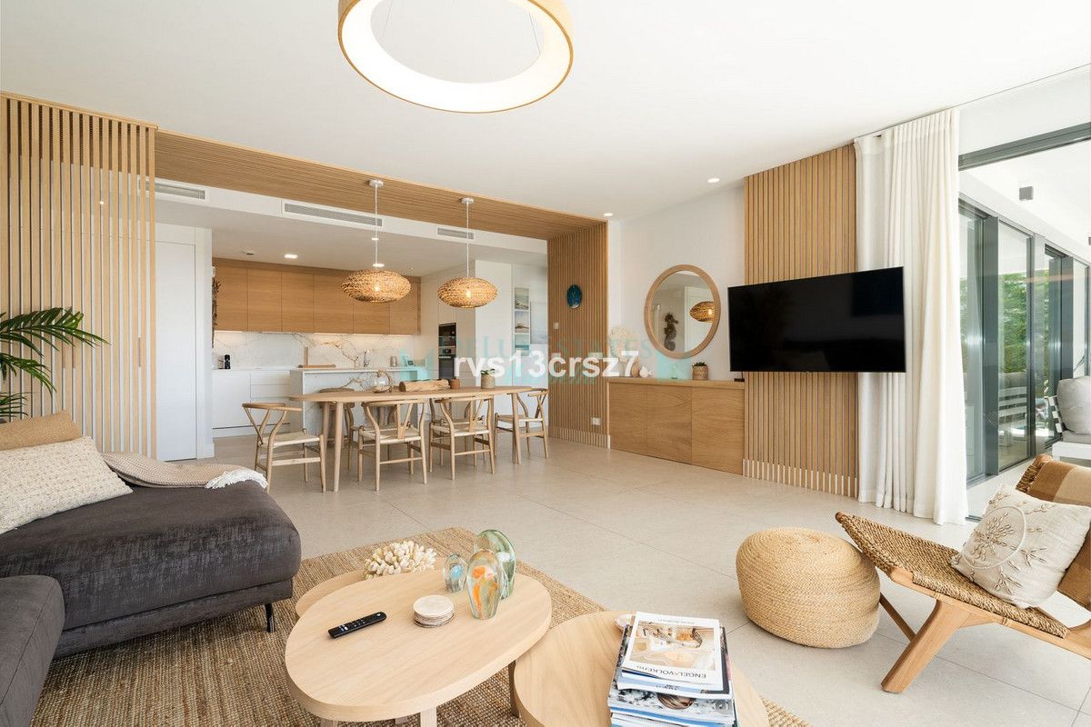 Apartment for sale in Benahavis
