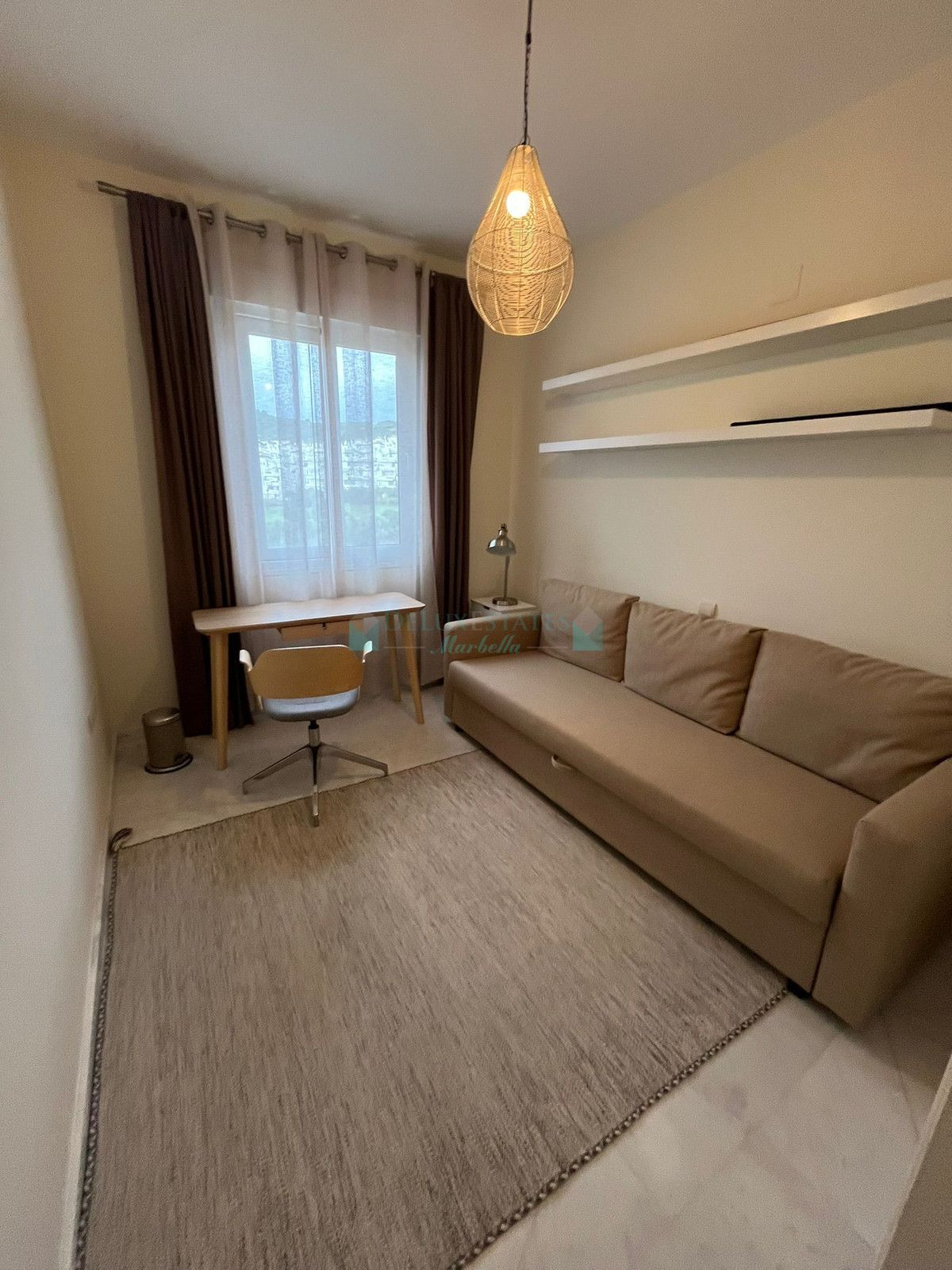 Apartment for sale in Estepona