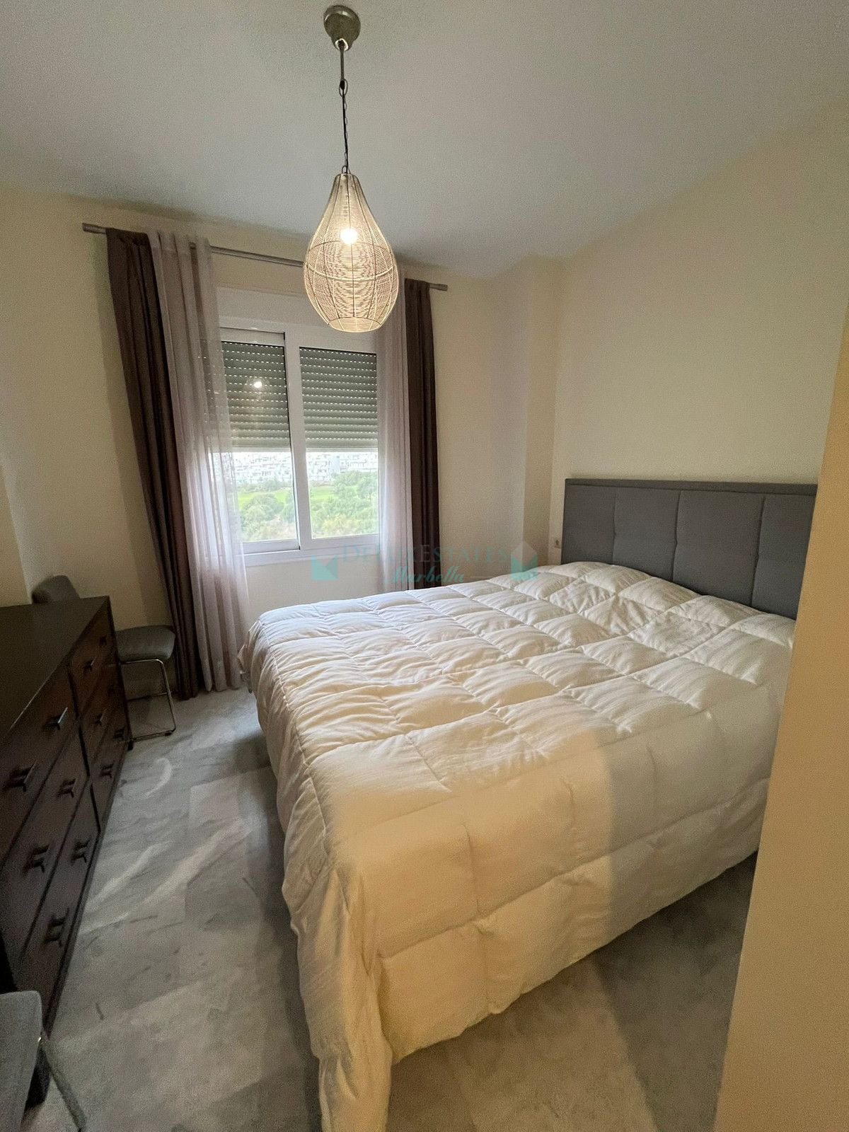 Apartment for sale in Estepona