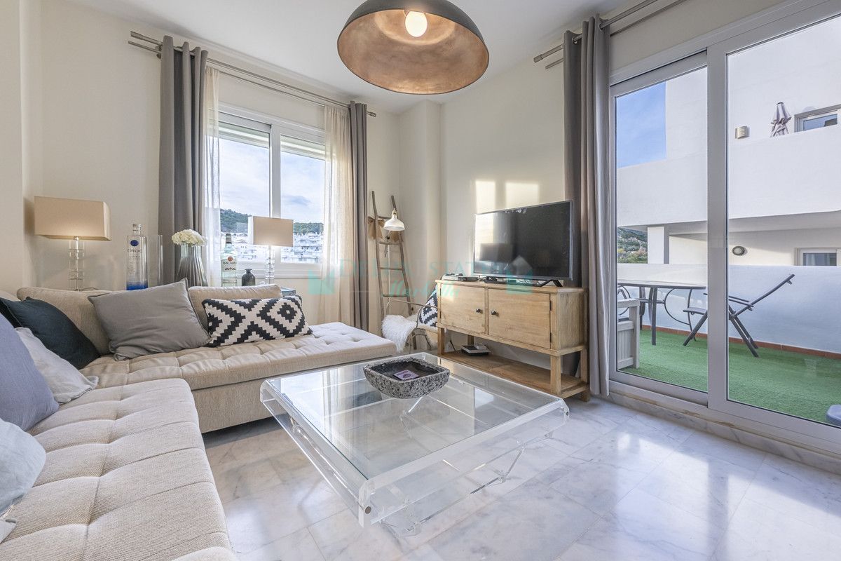 Apartment for sale in Estepona