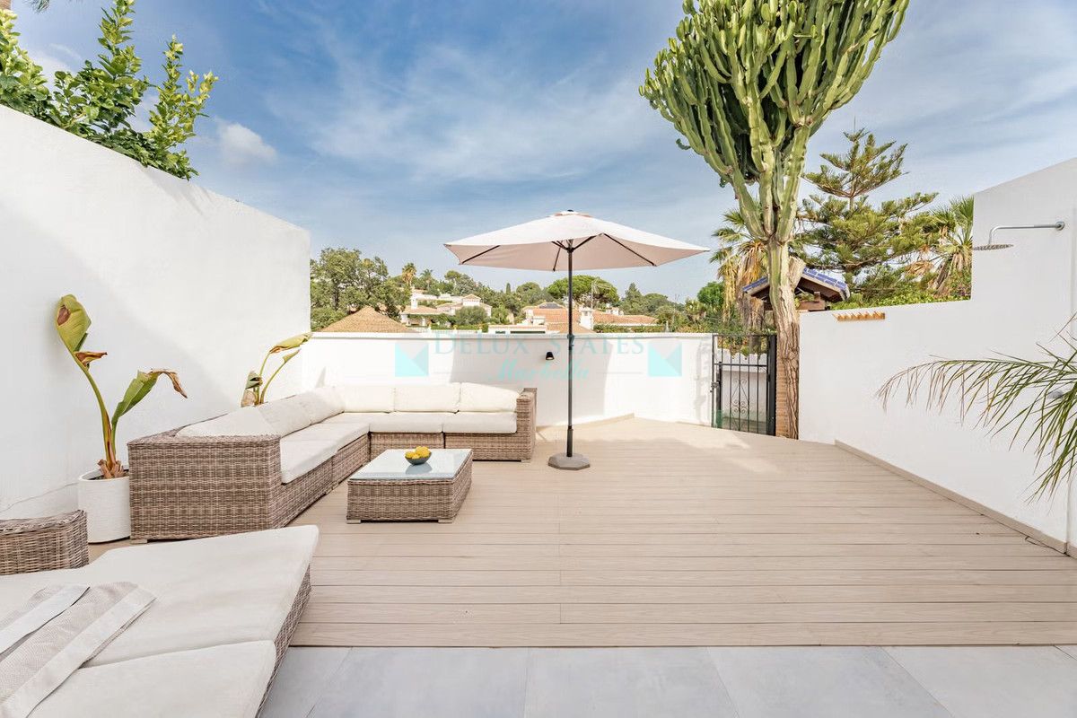 Town House for sale in Elviria, Marbella East