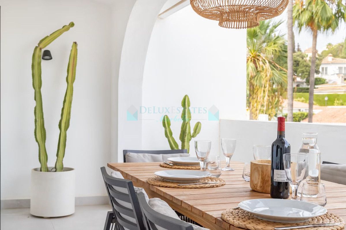 Town House for sale in Elviria, Marbella East