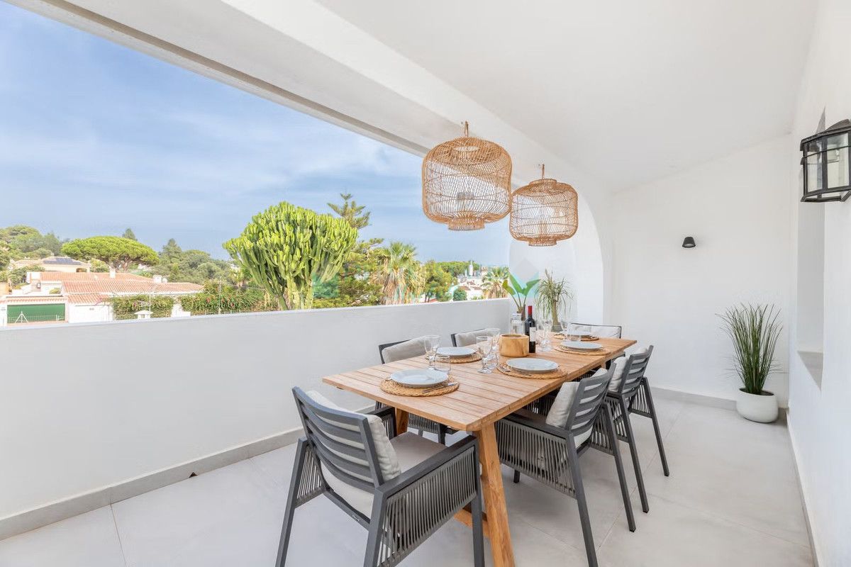 Town House for sale in Elviria, Marbella East