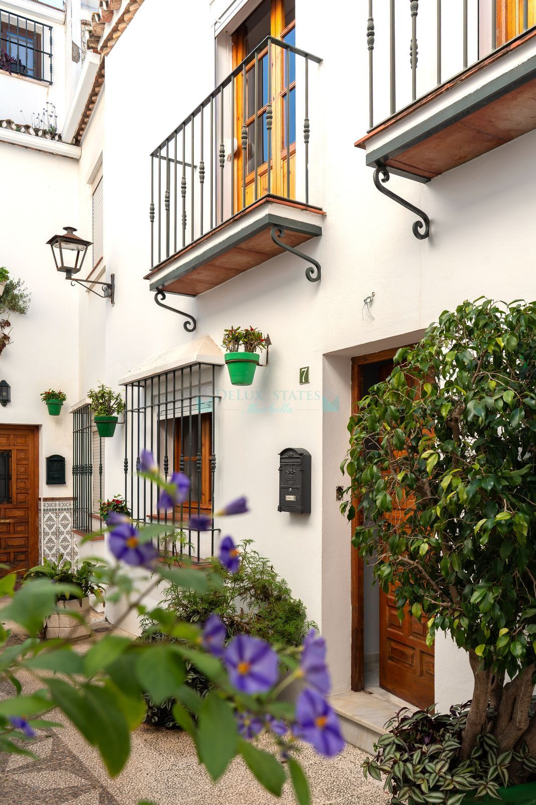 Town House for sale in Estepona