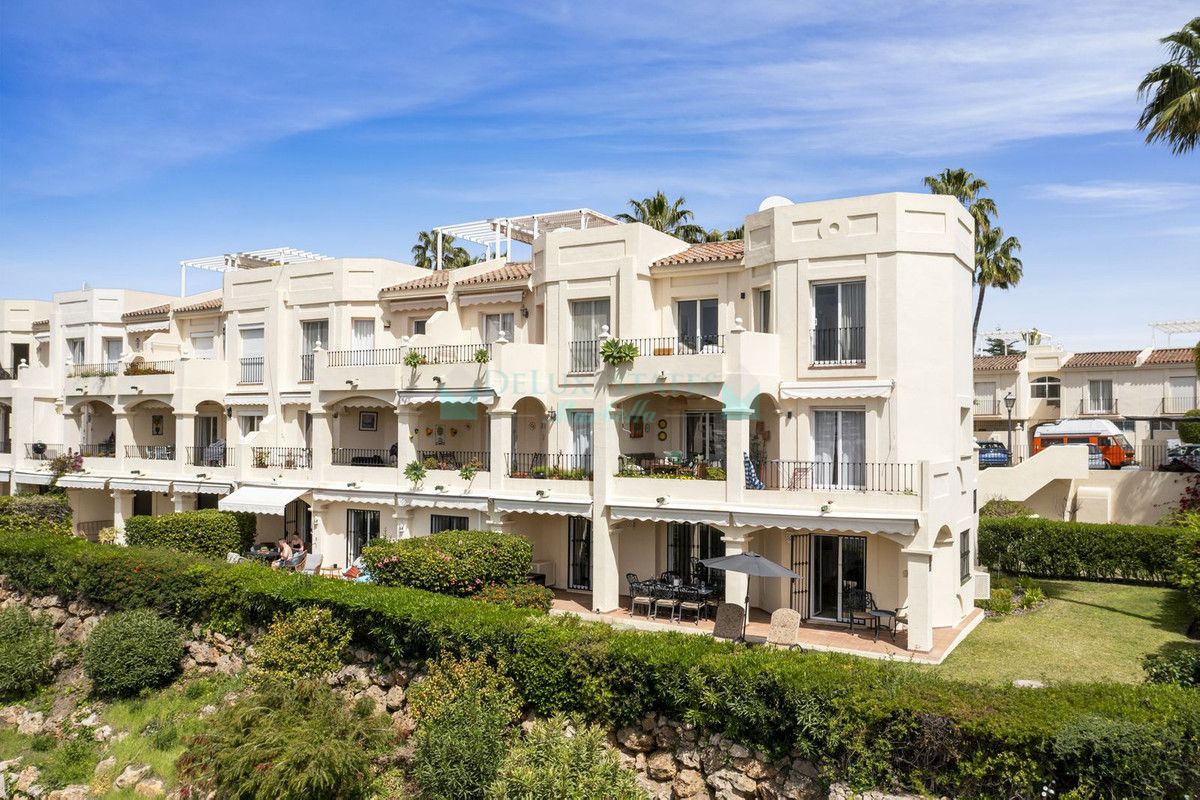 Ground Floor Apartment for rent in Benahavis