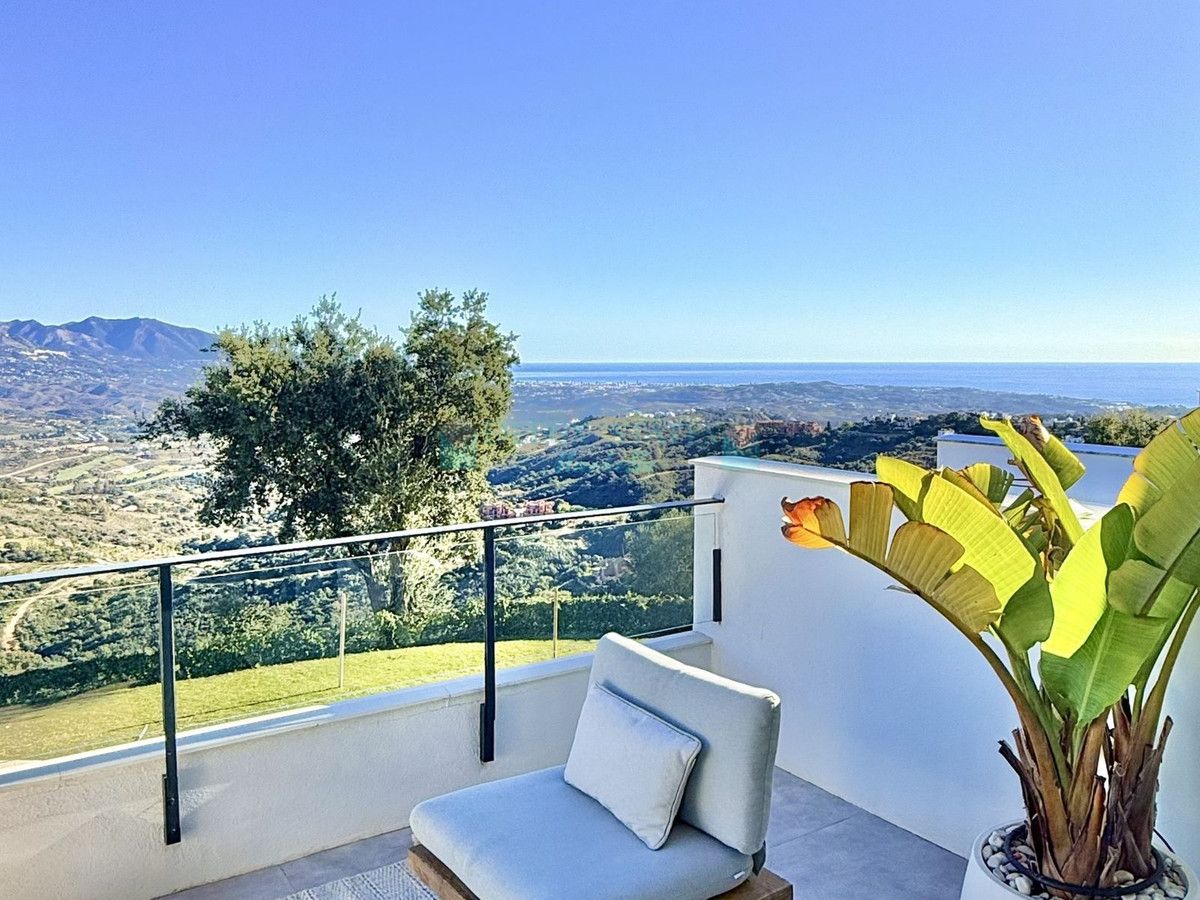 Town House for sale in Elviria, Marbella East