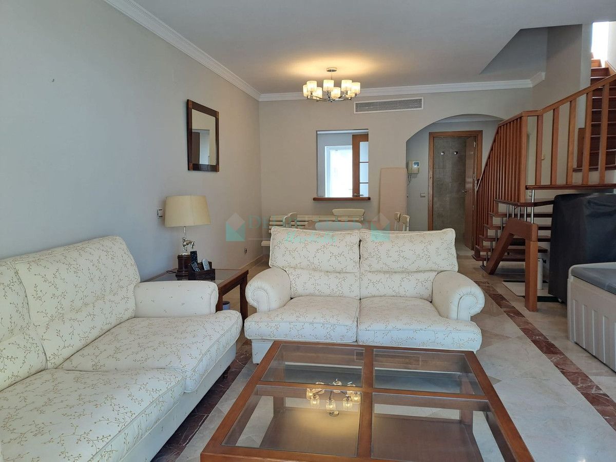 Apartamento en venta en Estepona