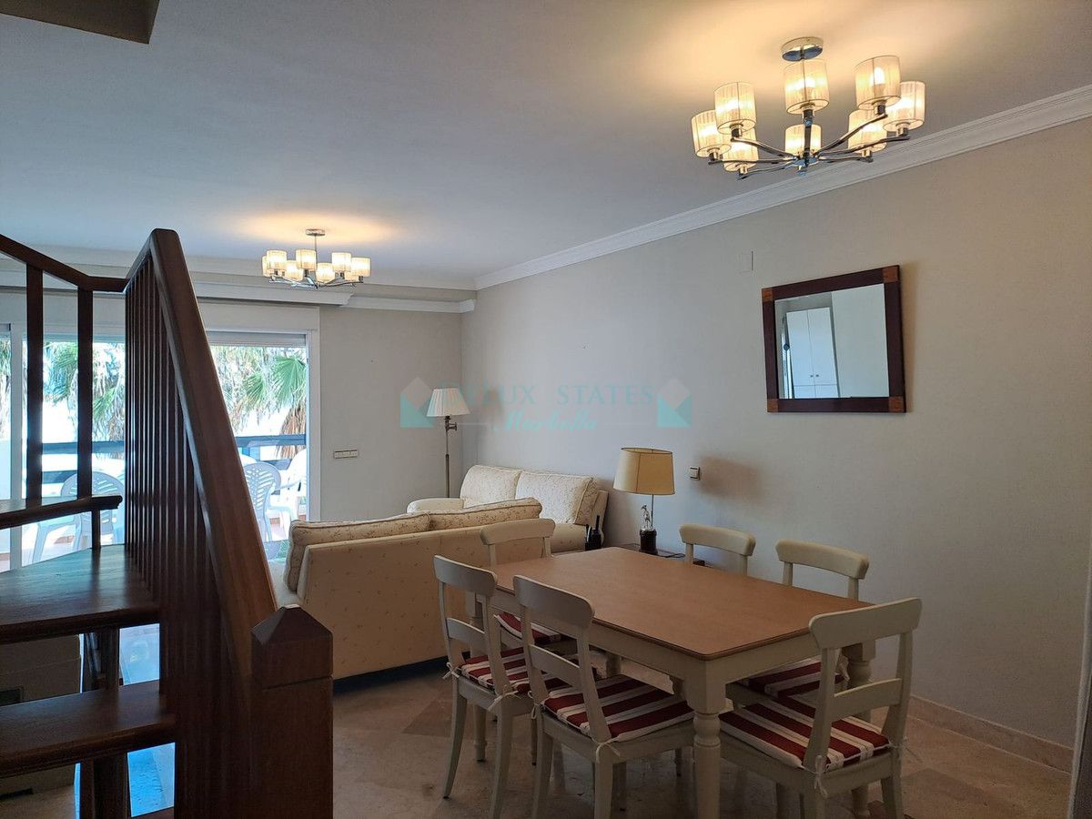 Apartamento en venta en Estepona