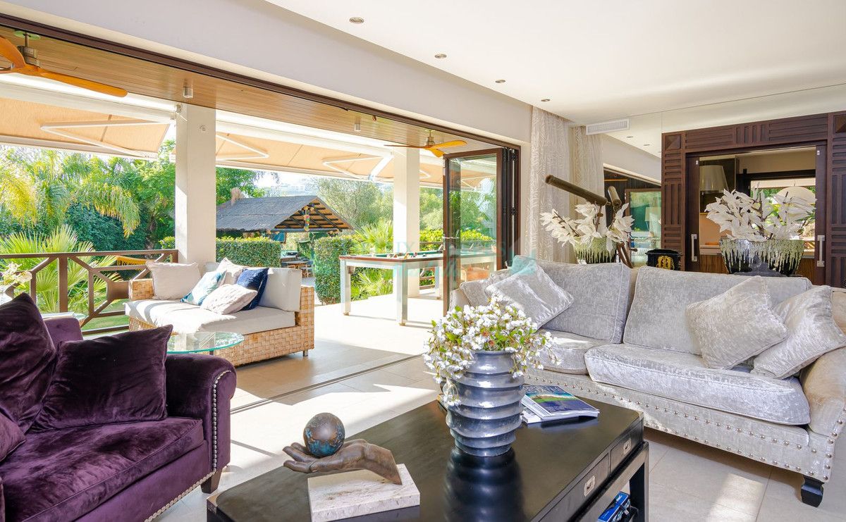 Villa en venta en Nueva Andalucia