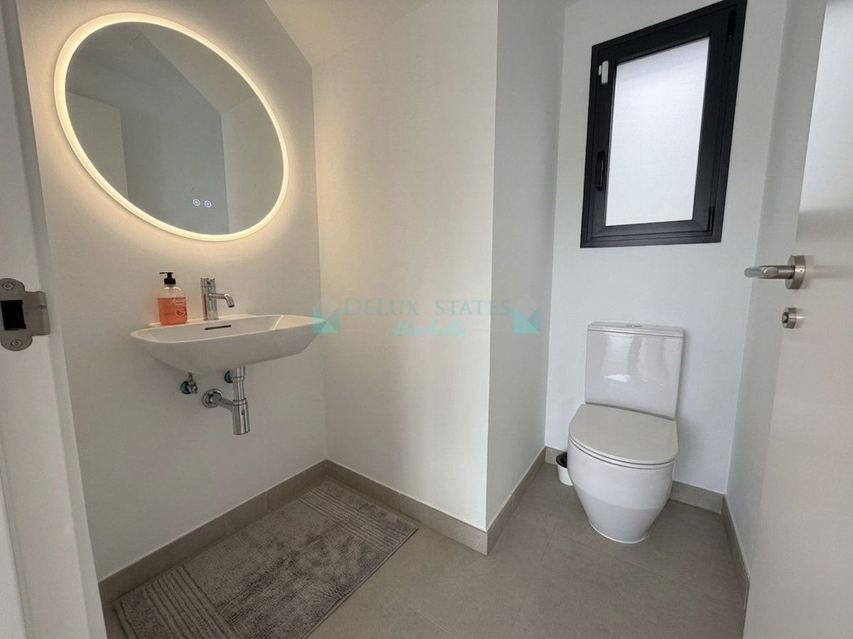 Semi Detached Villa for rent in Atalaya, Estepona