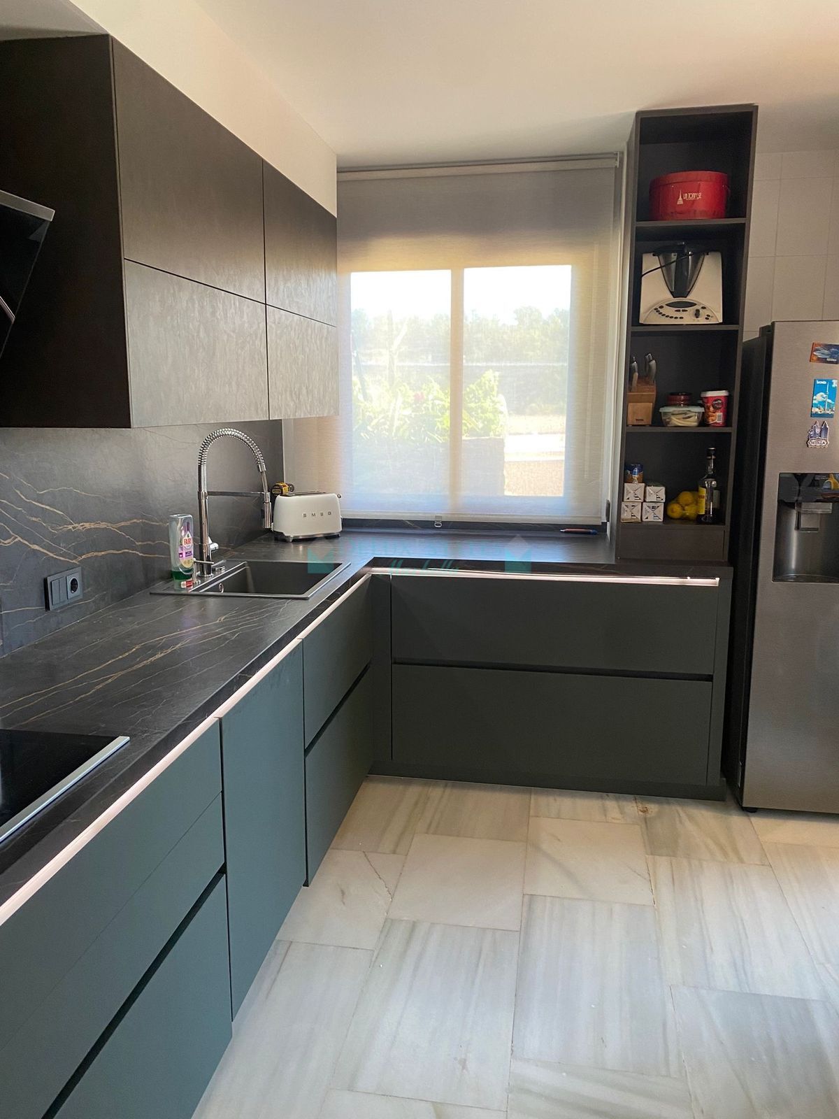 Villa for sale in Benahavis