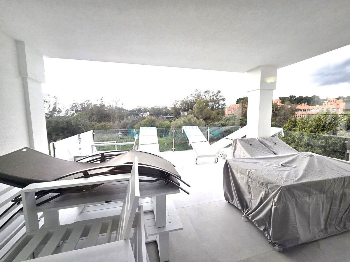 Villa Pareada en venta en Artola, Marbella Este