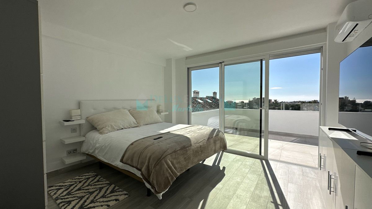 Town House for rent in Estepona