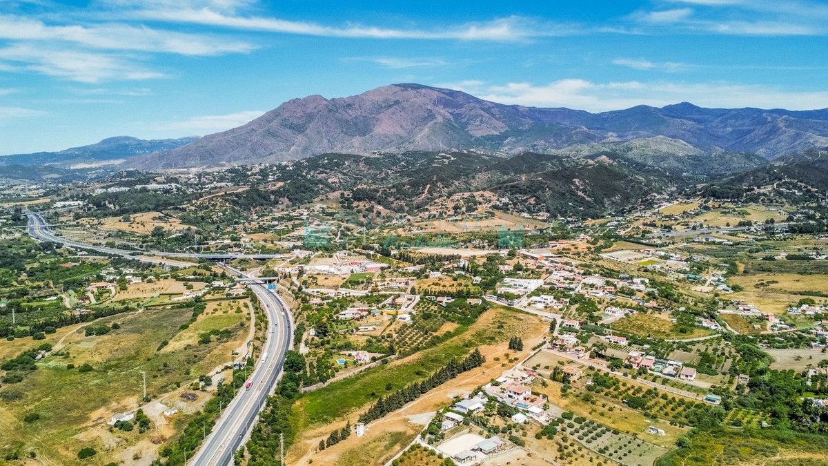 Plot for sale in Estepona