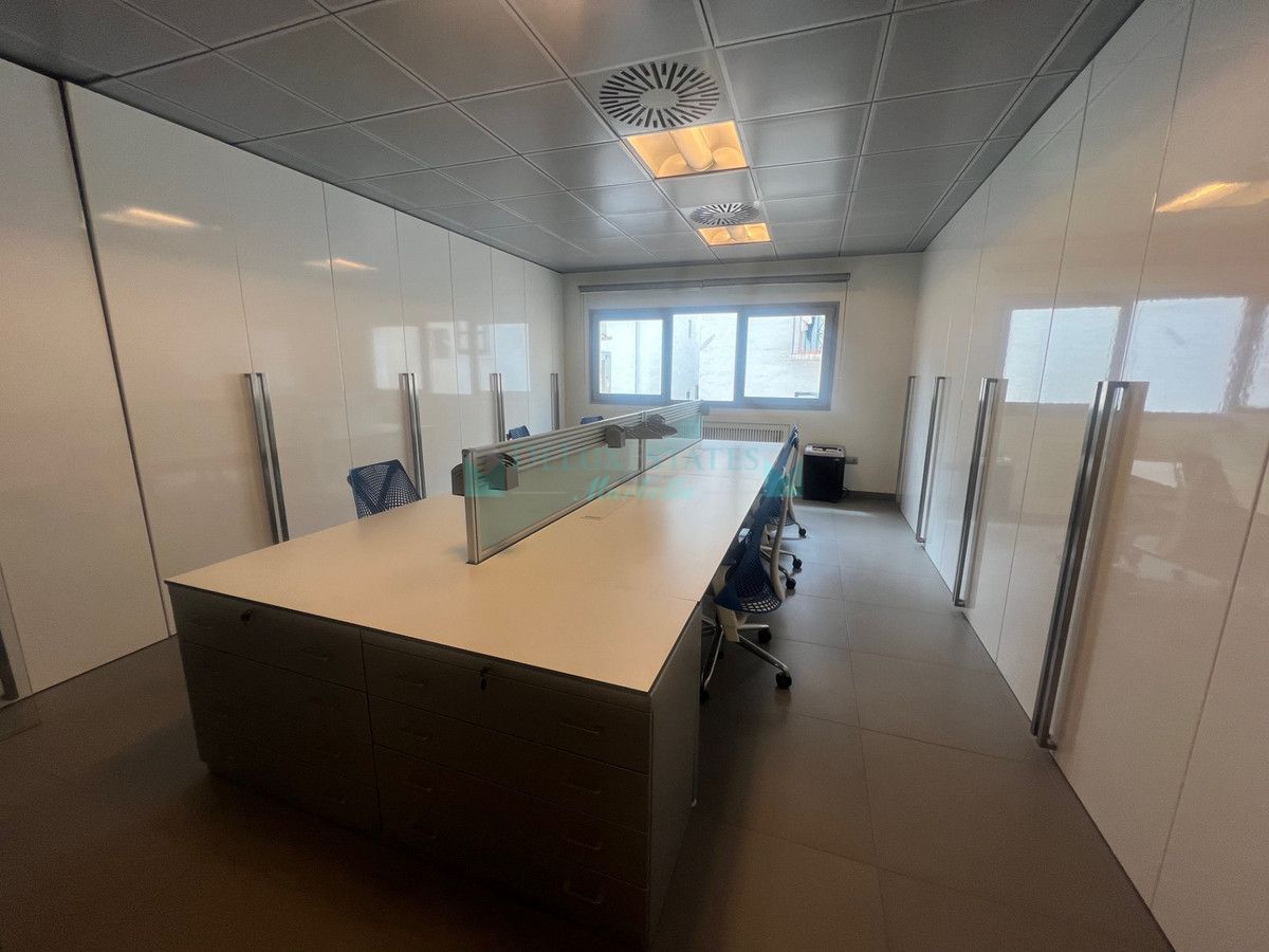 Office for sale in Marbella - Puerto Banus