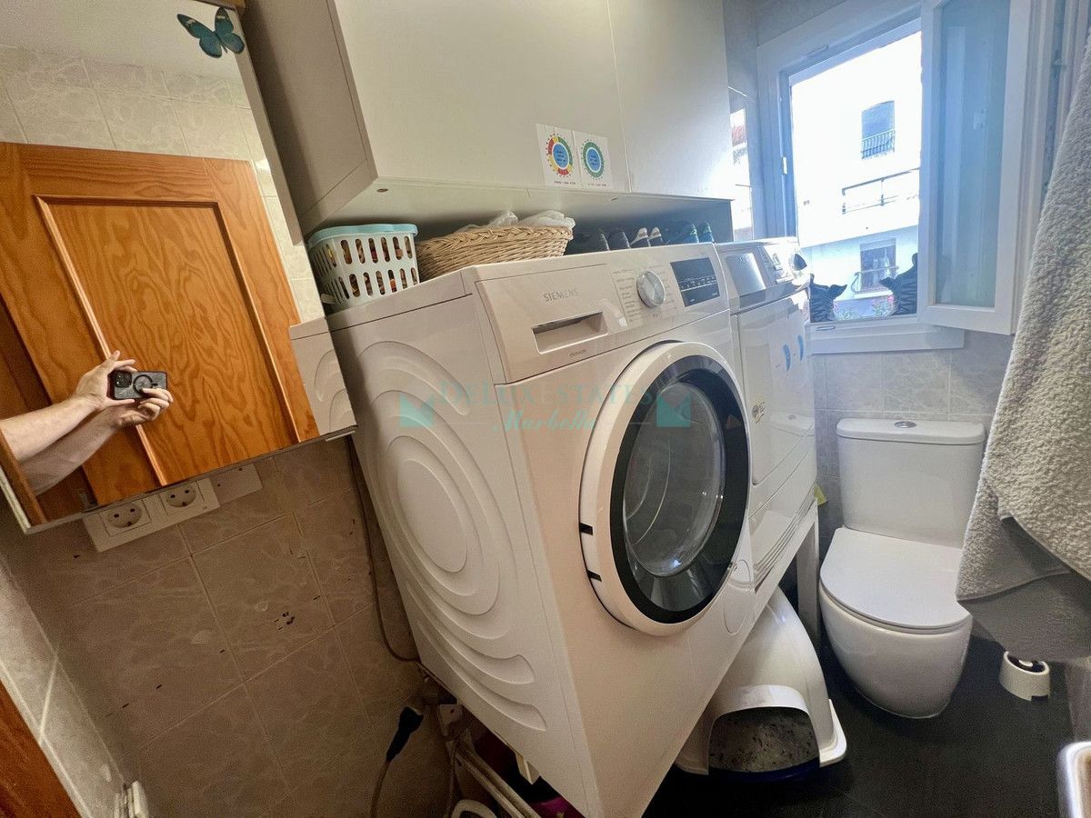 Apartment for sale in Estepona