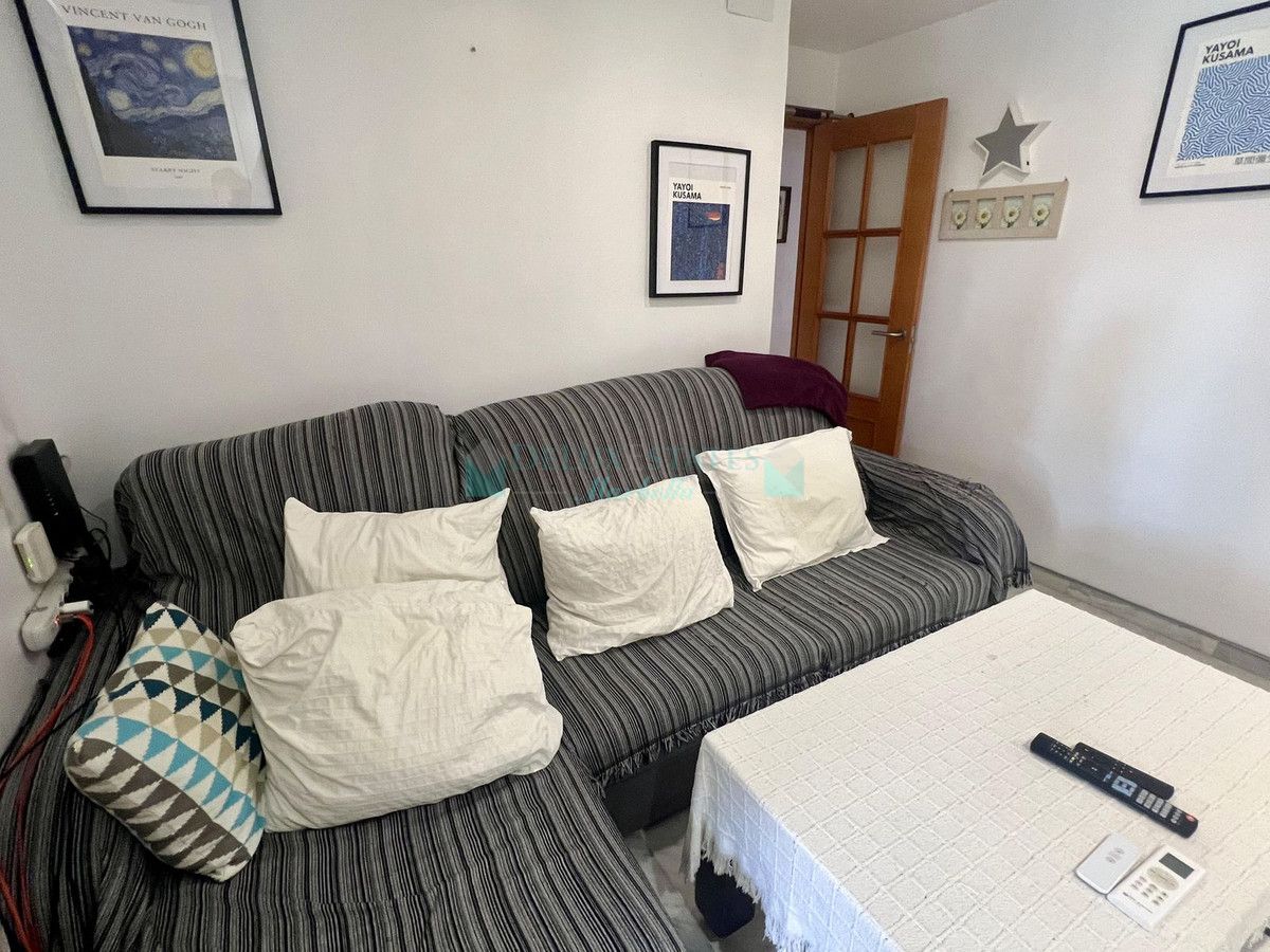 Apartment for sale in Estepona