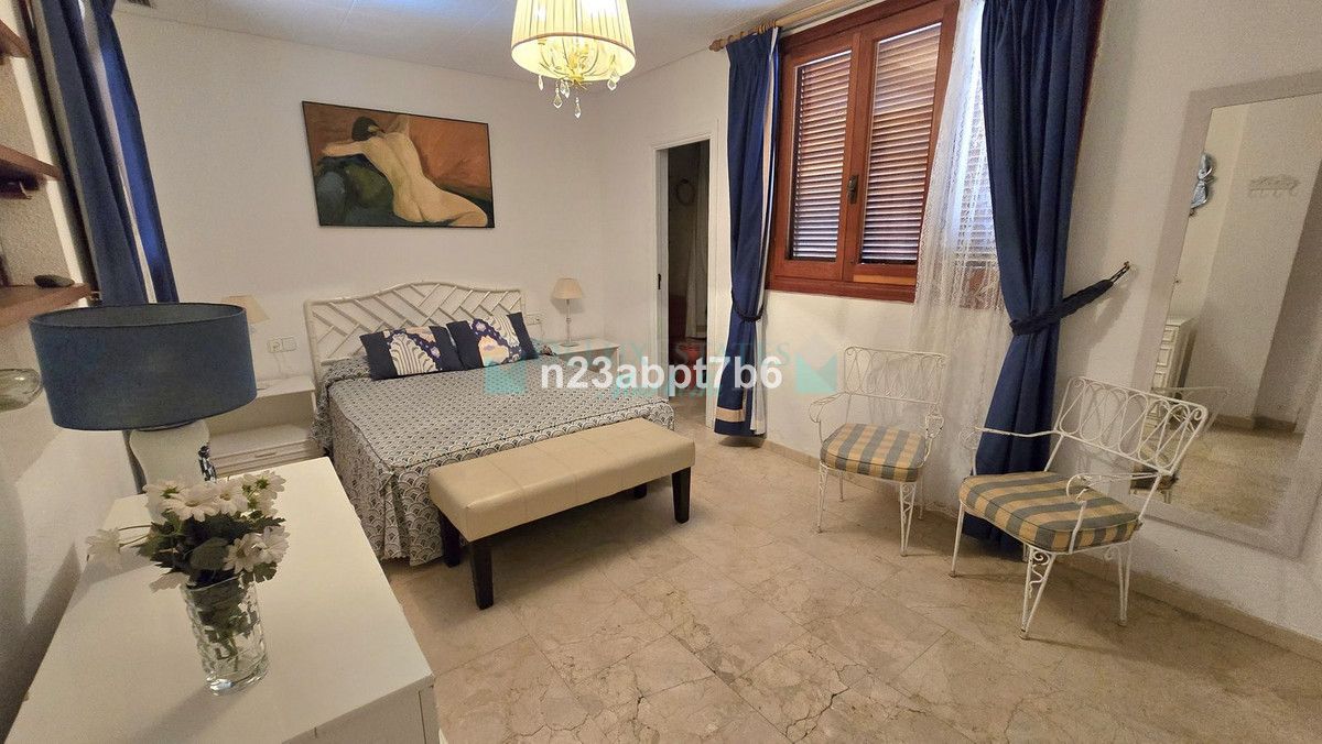 Ground Floor Apartment for sale in Nueva Andalucia