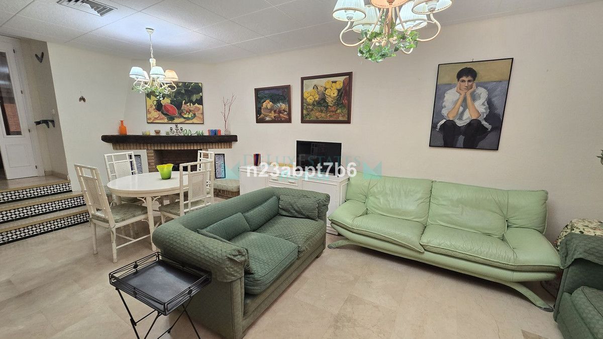 Ground Floor Apartment for sale in Nueva Andalucia