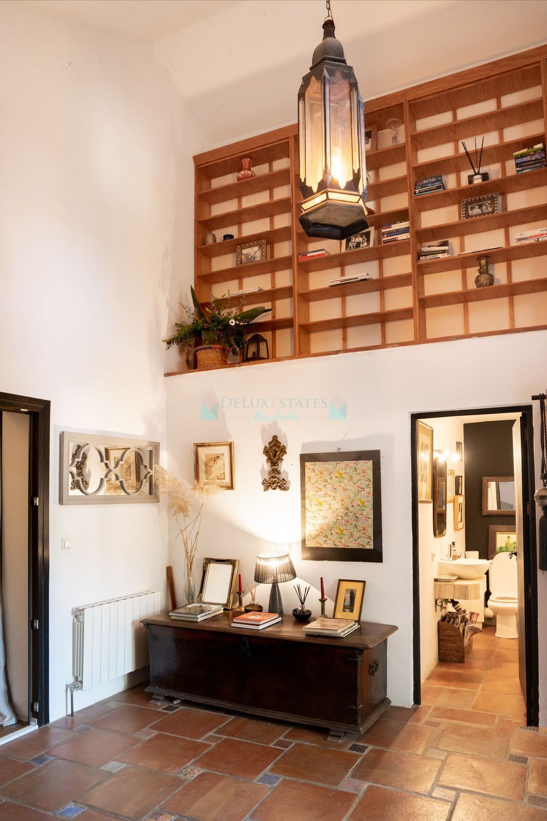 Finca for sale in Estepona