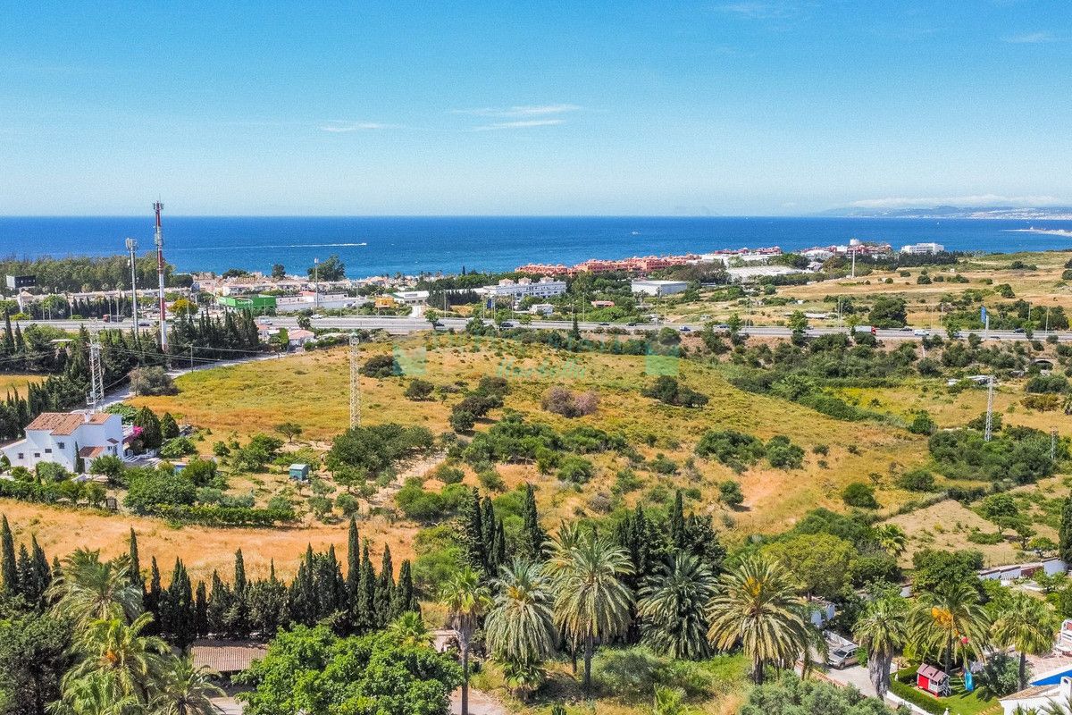 Plot for sale in Estepona