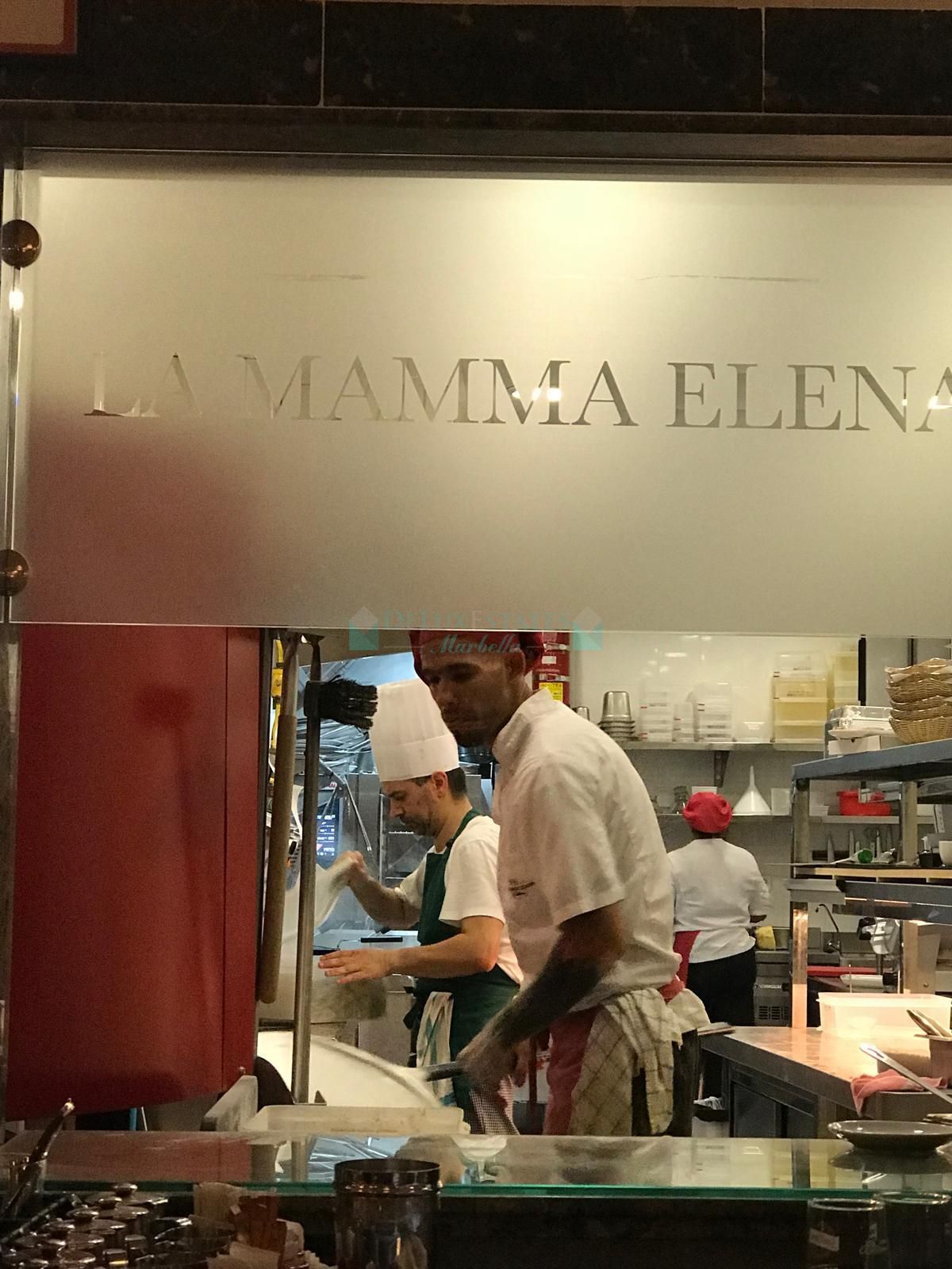 Restaurant for sale in El Paraiso, Estepona