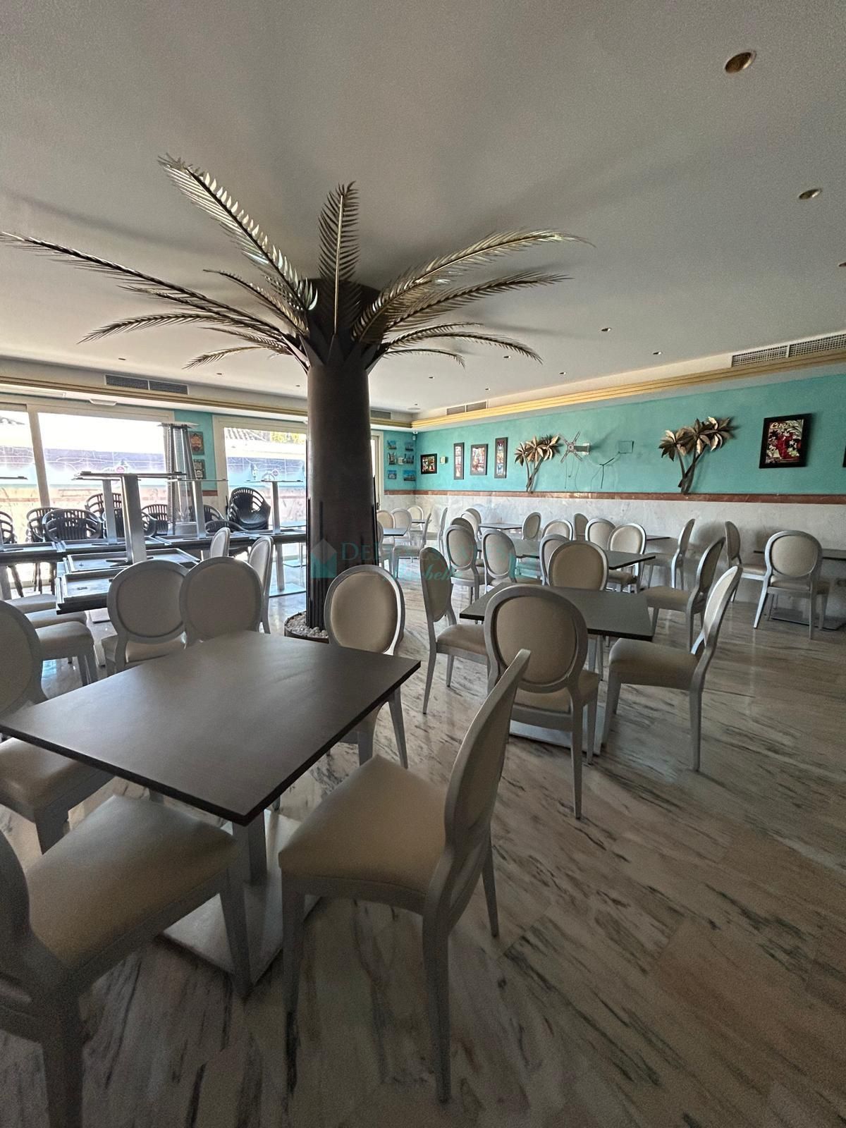 Restaurant for sale in El Paraiso, Estepona