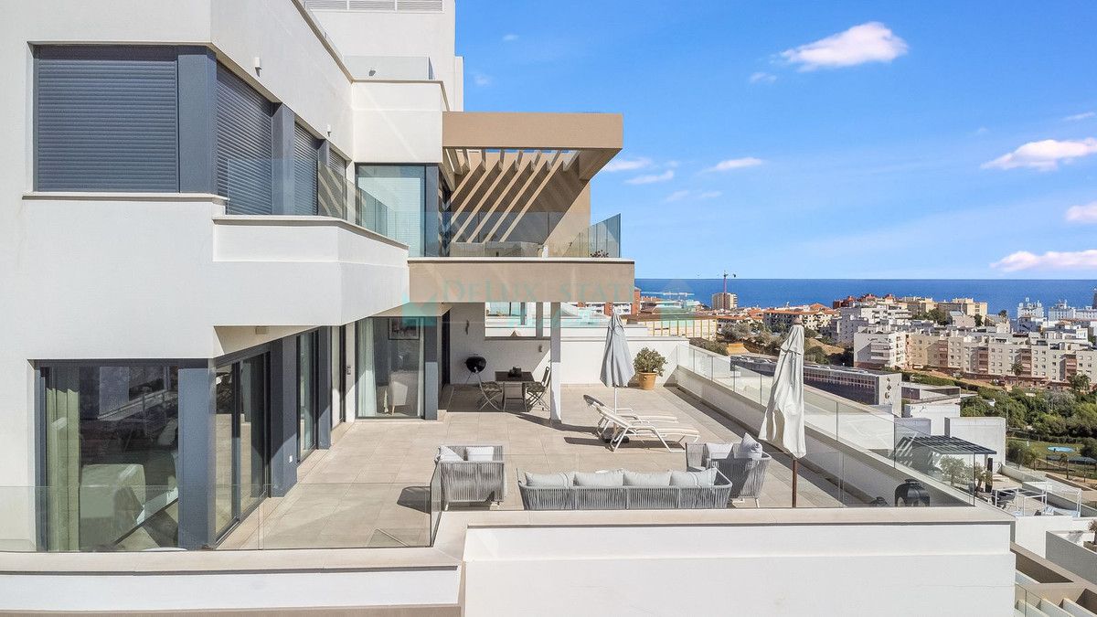 Penthouse for sale in Estepona